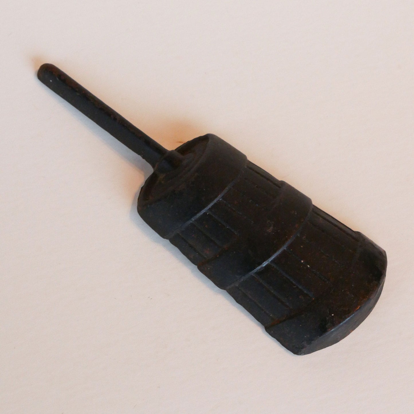 Vintage Cast Iron Butter Churn Wall Plaque, Primitive Metal Wall Decor, Vintage Cast Iron Wall Decor, Vintage Butter Churn, Vintage Iron Butter Churn Wall Plaque, Primitive Wall Decor, Primitive Gallery Wall, Vintage Wall Decor