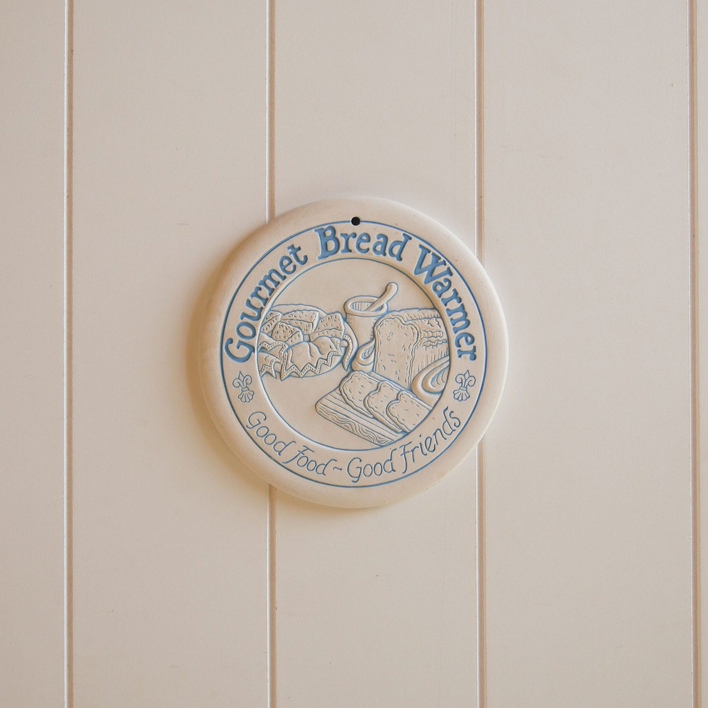 Vintage Blue and White Cermanic Bread Warmer Trivet, Country Kitchen Decor, Vintage Country Kitchen Decor, VIntage Bread Plaque DEcor, Vintage Bread Decor, Vintage Kitchen Decor