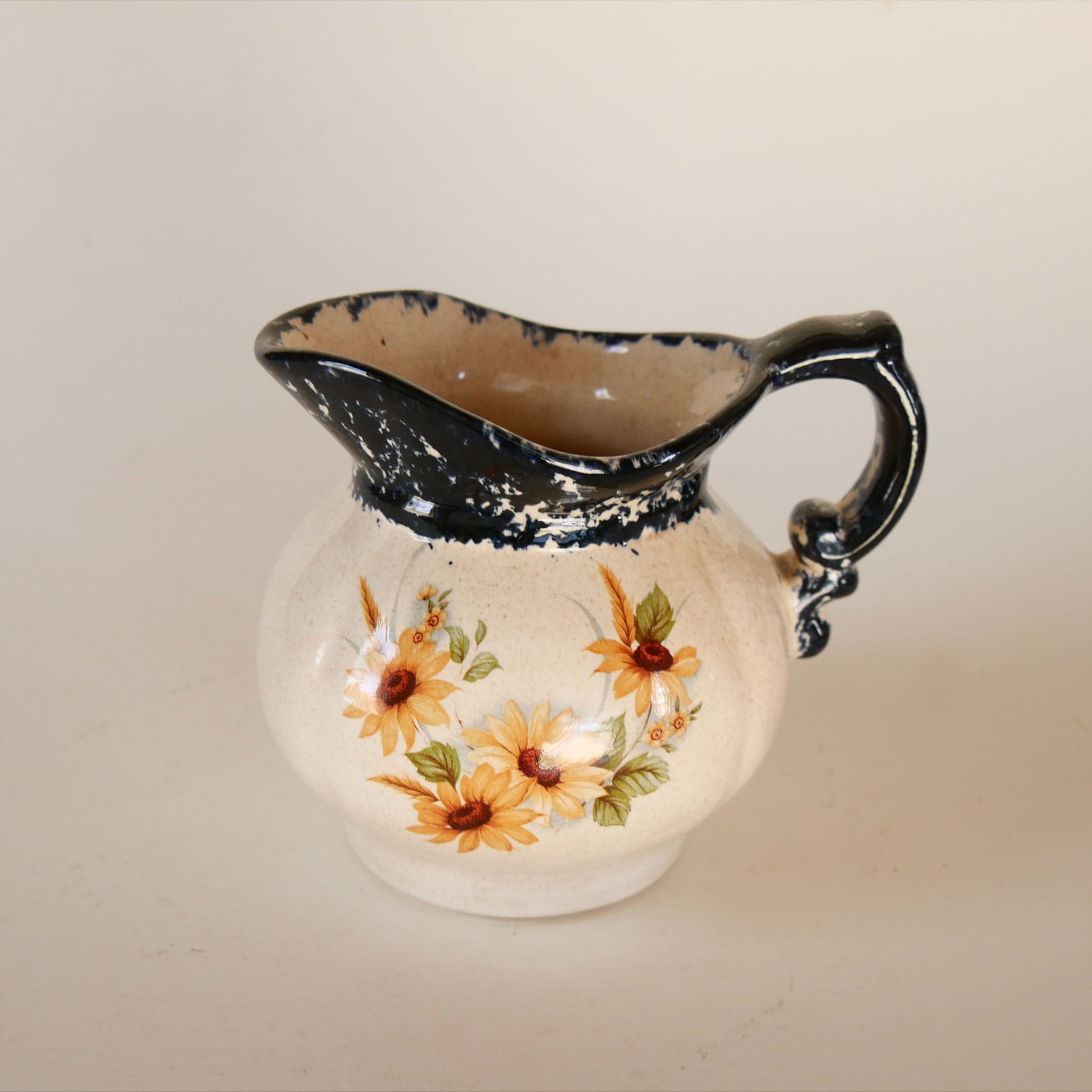 Vintage Sunflower Pitcher, Country Kitchen Decor, Sunflower Stoneware, Vintage Yellow Flower Pitcher, Vintage Mini Sunflower Pitcher, Vintage Flower Pitcher, Vintage COuntry Kitchen Stoneware