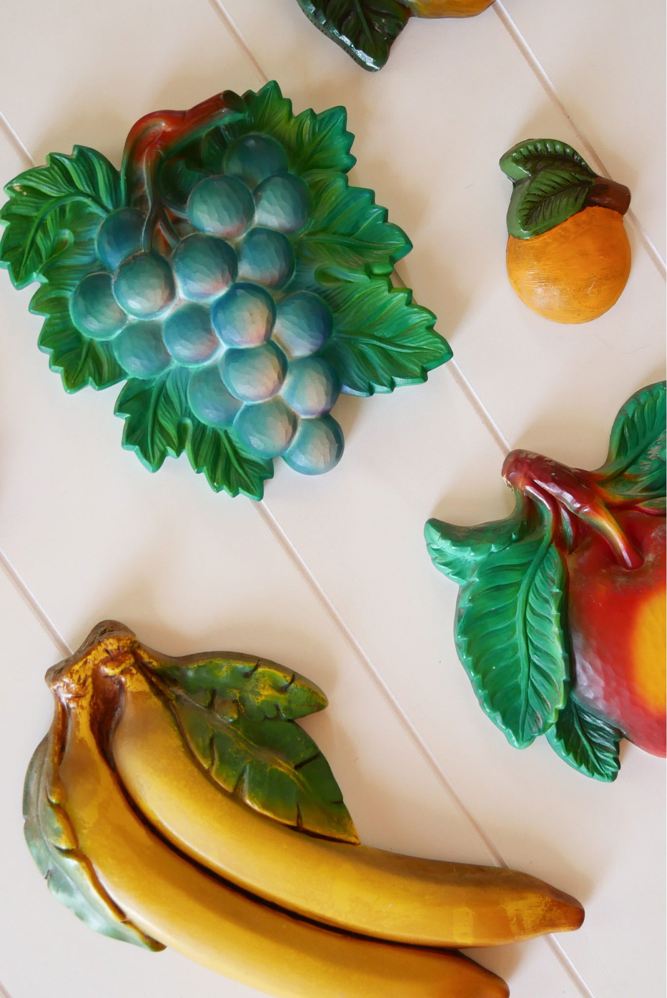 Vintage Fruit Chalkware Collection, Fruite Chalkware, VIntage Fruit Plaques, Vintage Fruit Wall Decor, Vintage Fruit Wall Plaque, Vintage Fruit Collection, Vintage Retro Kitchen Decor