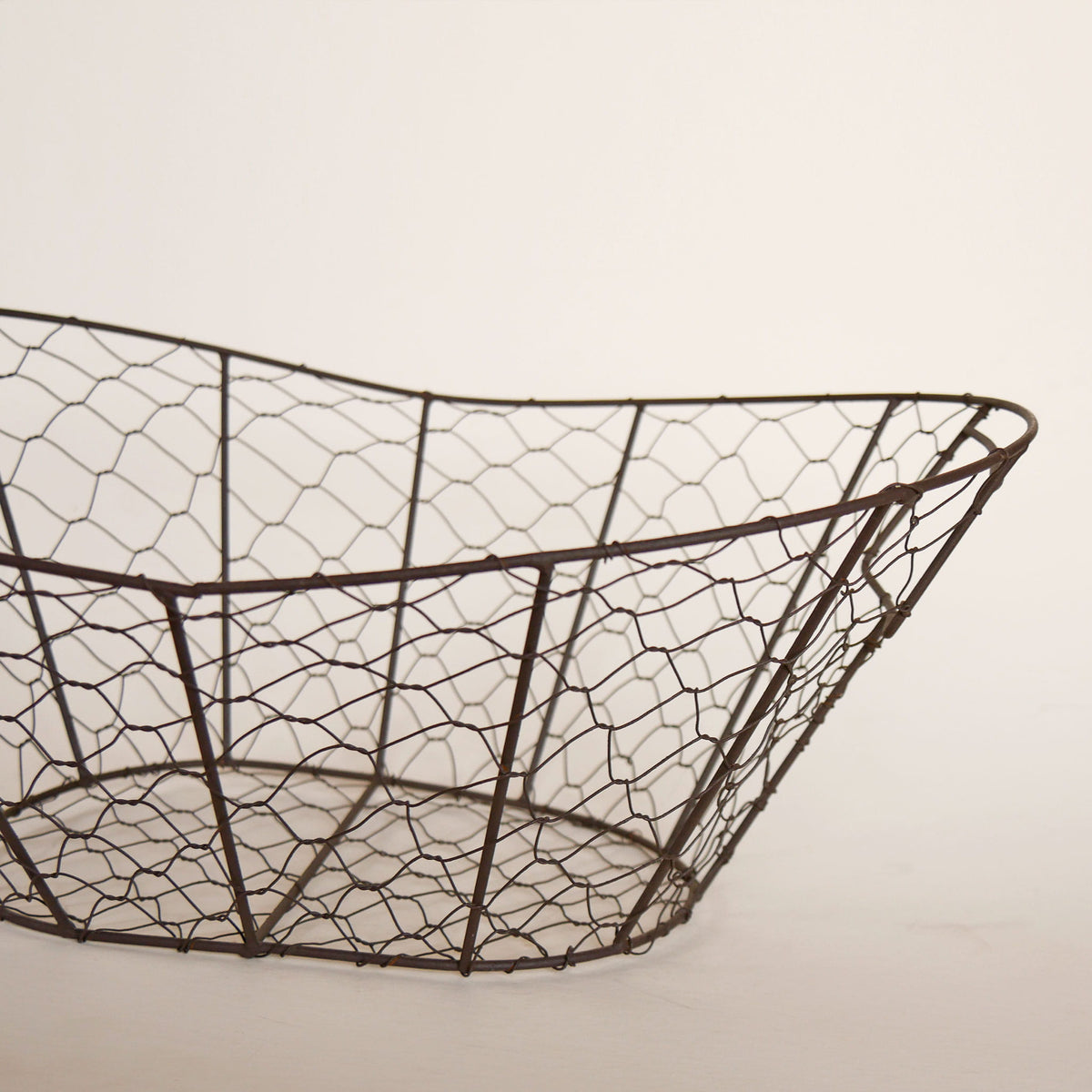 Vintage Wire Basket, Vintage Chicken Wire Basket, Vintage Oval Wire Basket, Vintage Egg Basket