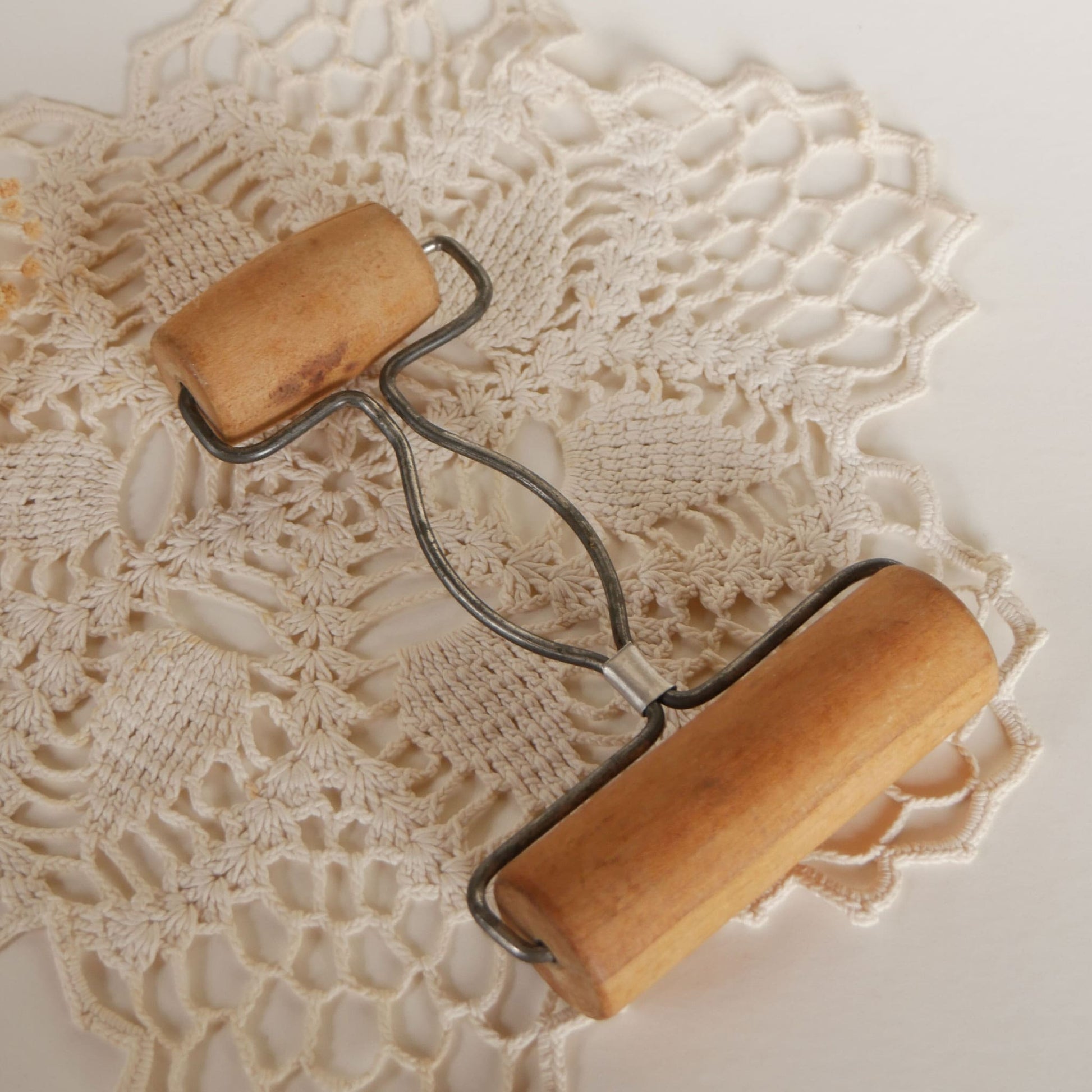 Vintage Wood Clay Roller, Vintage Pottery Roller, Primitive Tools, Vintage Primitive Tool Decor, Primitive Decor