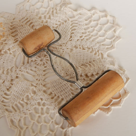 Vintage Wood Clay Roller, Vintage Pottery Roller, Primitive Tools, Vintage Primitive Tool Decor, Primitive Decor