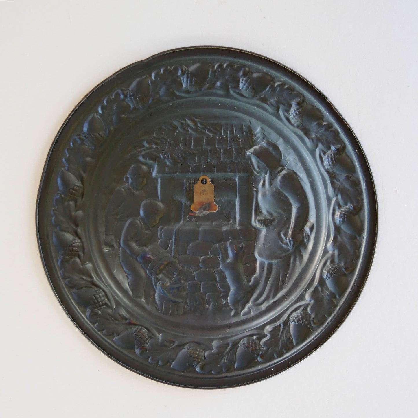 Vintage Coppercraft Guild Colonial Wall Plaque, Mother and Children at Well, Vintage Colonial Copper Wall Plaque, Vintage Copper Wall Plaque