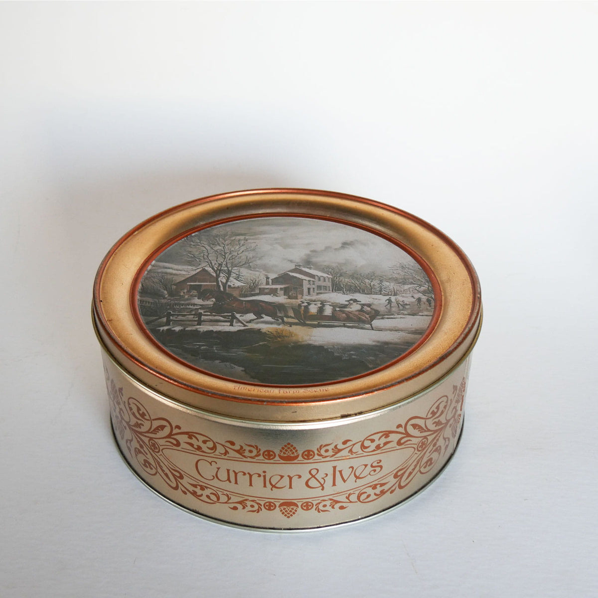 Vintage Currier & Ives Round Tin, American Farm Scene, Currier and Ives American Farm Scene, Vintage Currier and Ives, Currier and Ives Winter DEcor, Vintage Currier and Ives Holiday DEcor
