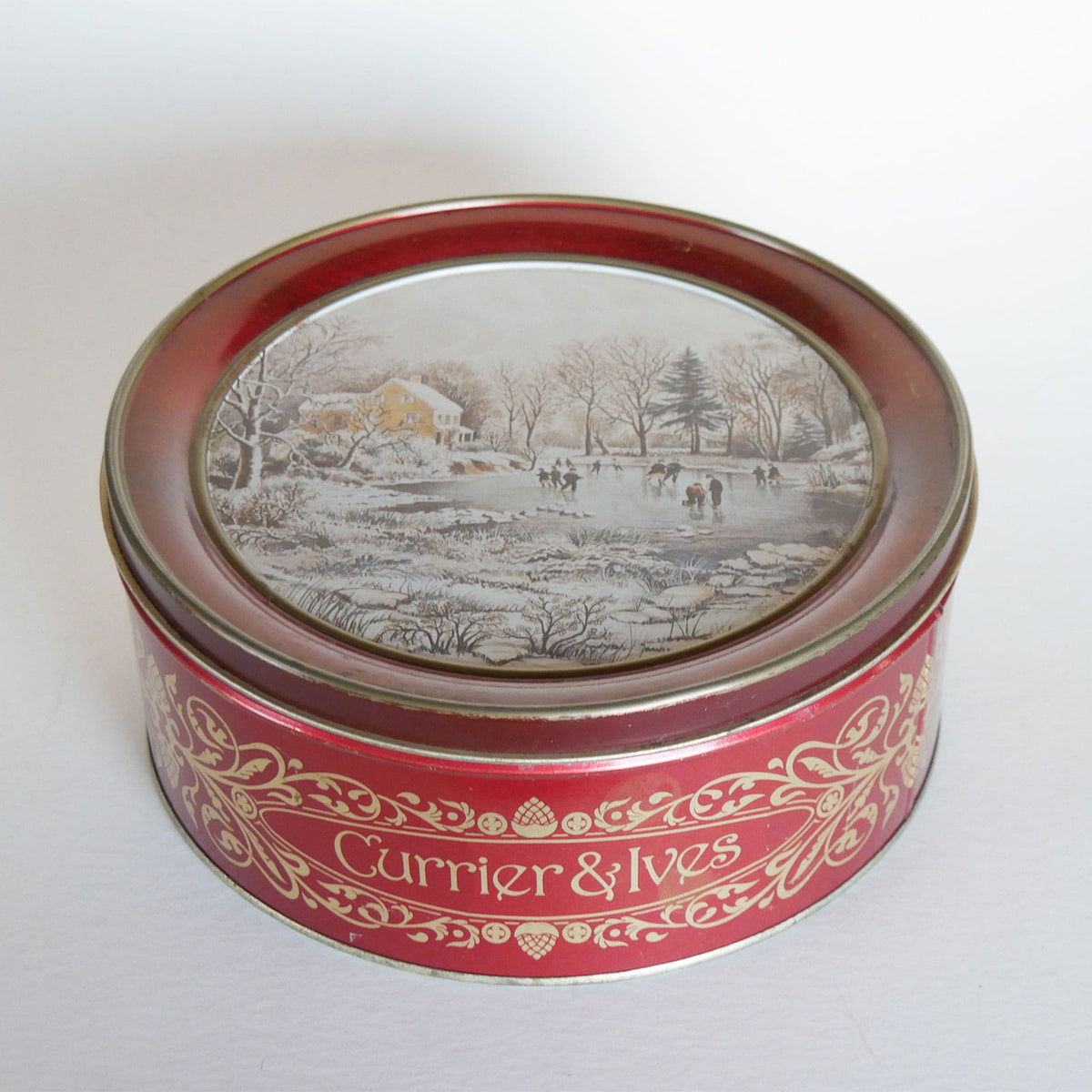 Vintage Currier & Ives Round Tin, Earky Winter Scene, Currier and Ives Early Winter Scene, Vintage Currier and Ives, Currier and Ives Winter DEcor, Vintage Currier and Ives Holiday DEcor
