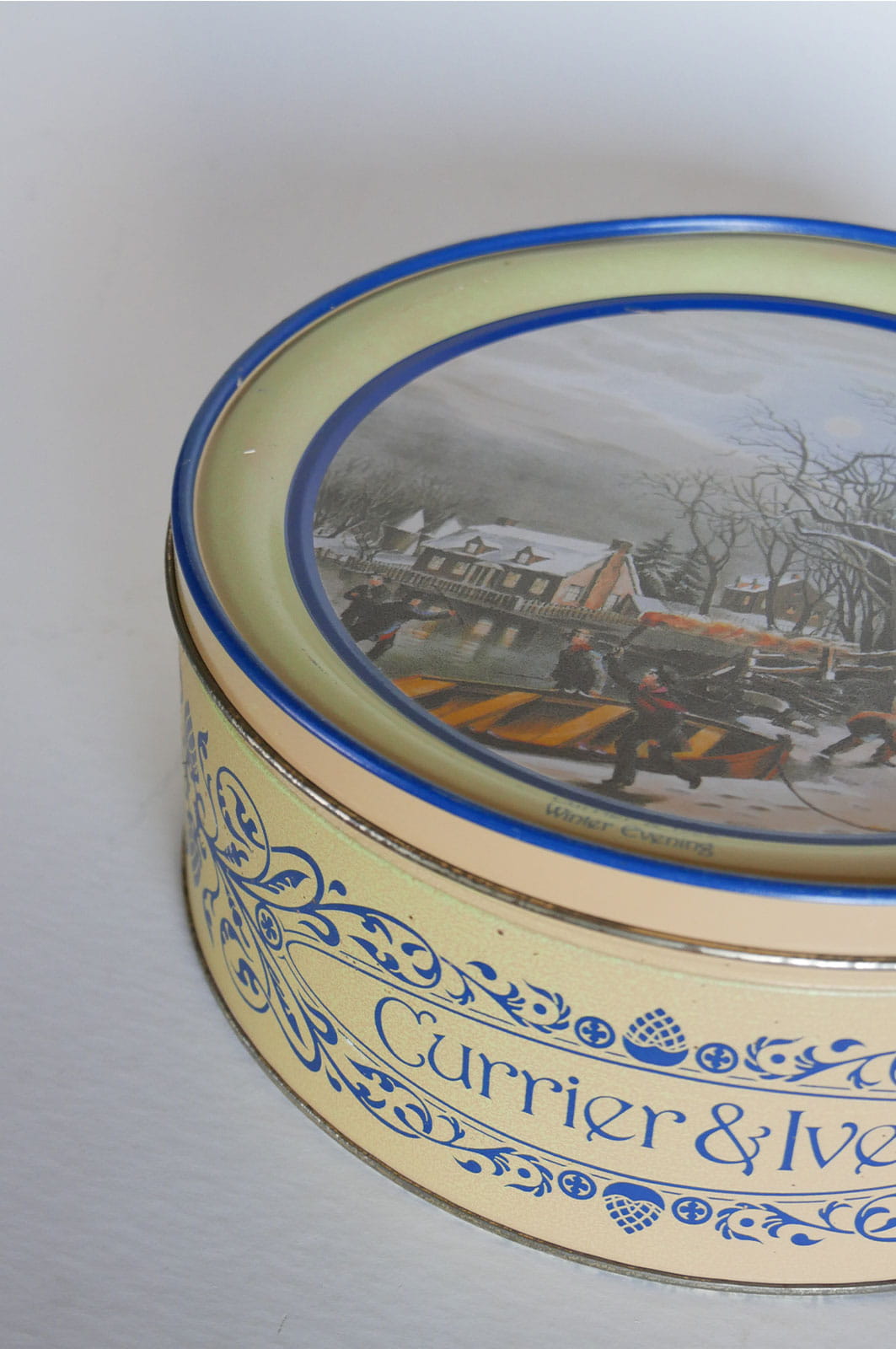 Vintage Currier & Ives Round Tin, Winter Evening Scene, Currier and Ives Winter Evening Scene, Vintage Currier and Ives, Currier and Ives Winter DEcor, Vintage Currier and Ives Holiday DEcor