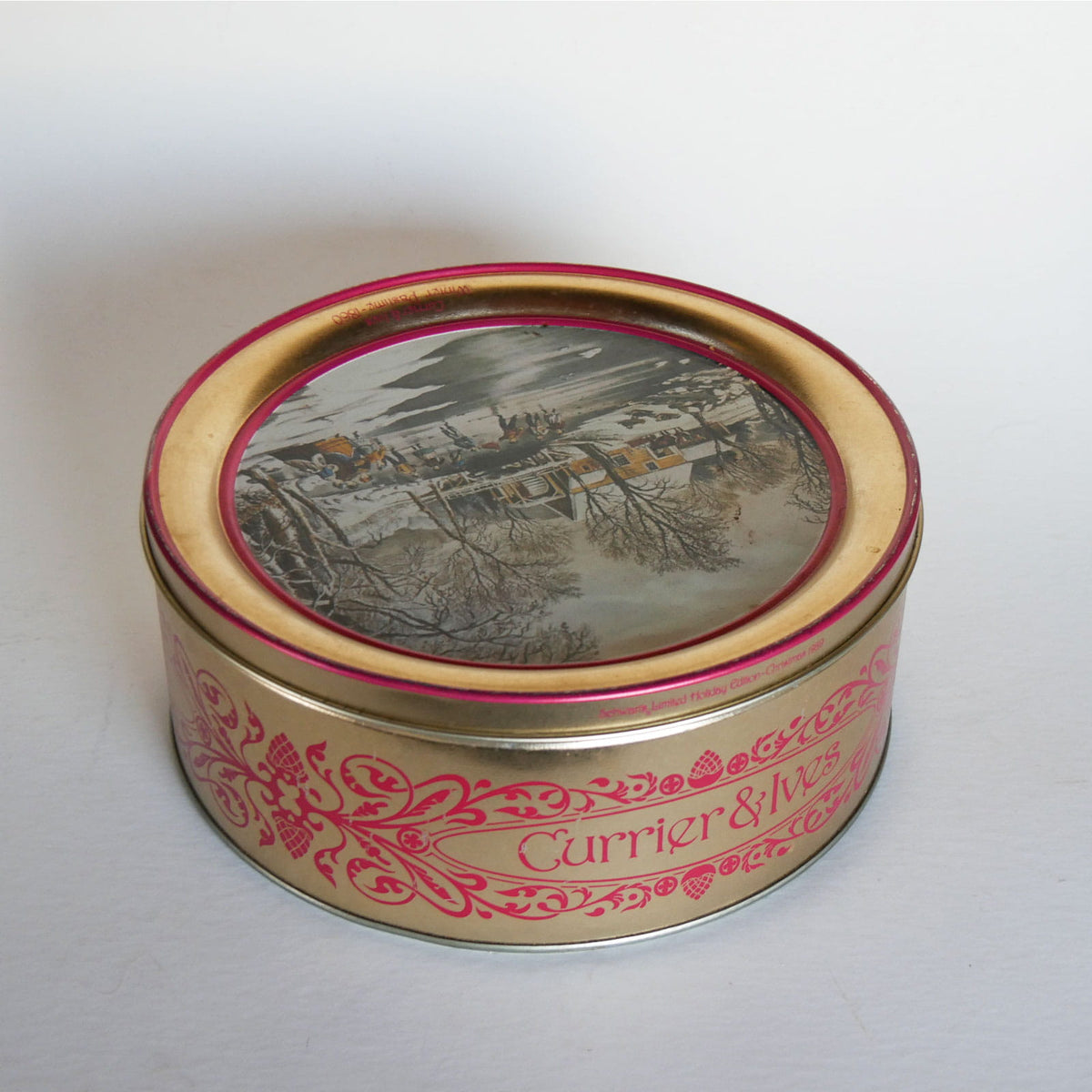 Vintage Currier & Ives Round Tin, Winter Pastime Scene, Currier and Ives Winter Pastime Scene, Vintage Currier and Ives, Currier and Ives Winter DEcor, Vintage Currier and Ives Holiday DEcor