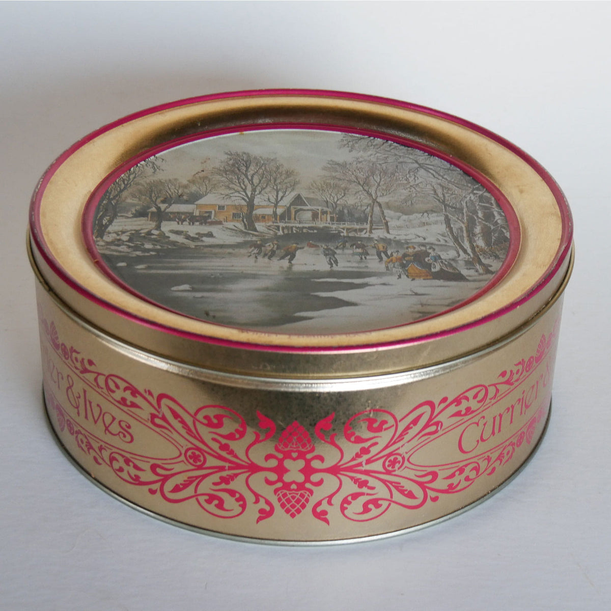 Vintage Currier & Ives Round Tin, Winter Pastime Scene, Currier and Ives Winter Pastime Scene, Vintage Currier and Ives, Currier and Ives Winter DEcor, Vintage Currier and Ives Holiday DEcor