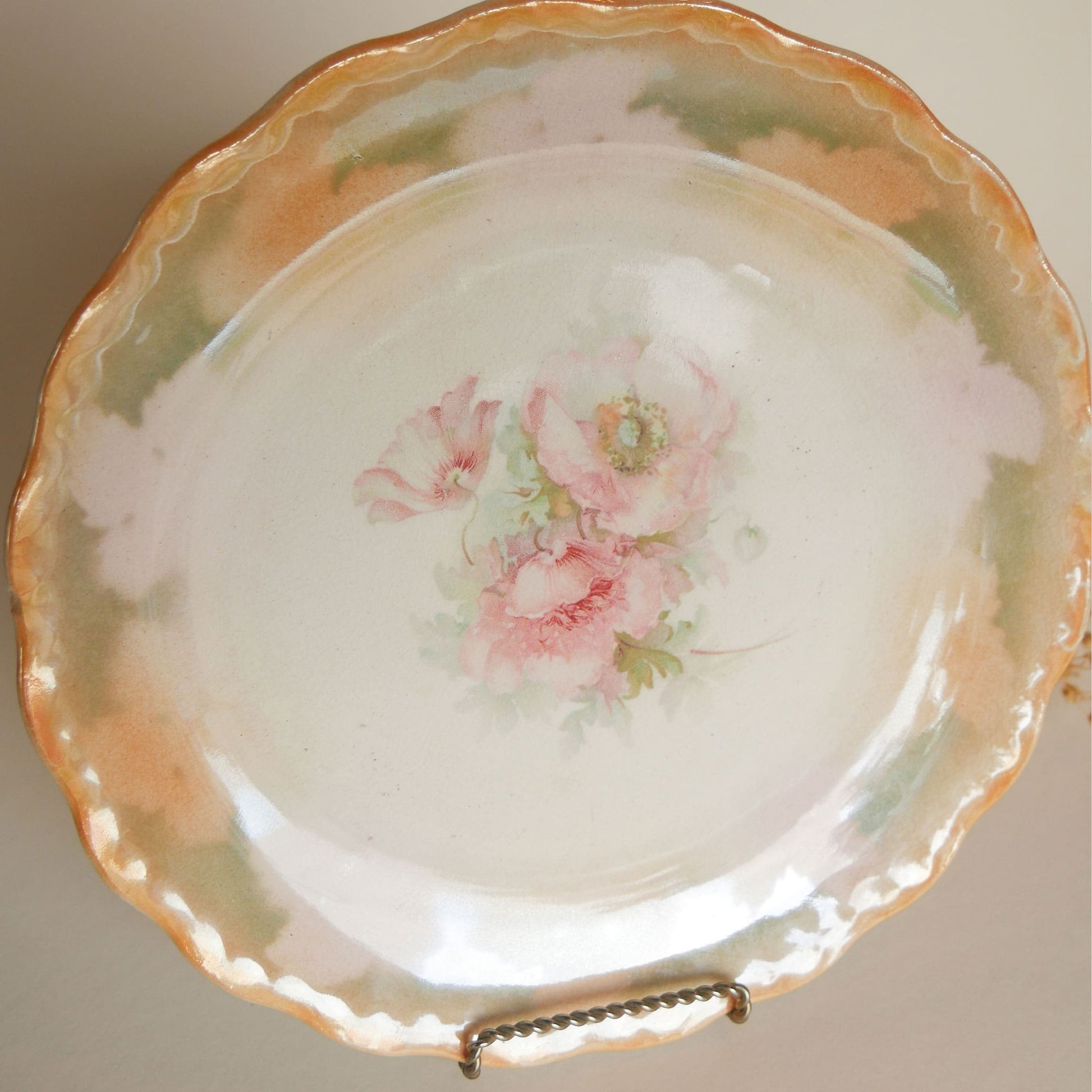Vintage Pink Floral 10in Plate with Gold Scalloped Edge, D.E. McNicol, East Liverpool Vintage Pastel 10in Floral Plate, Vintage Floral Plate Wall