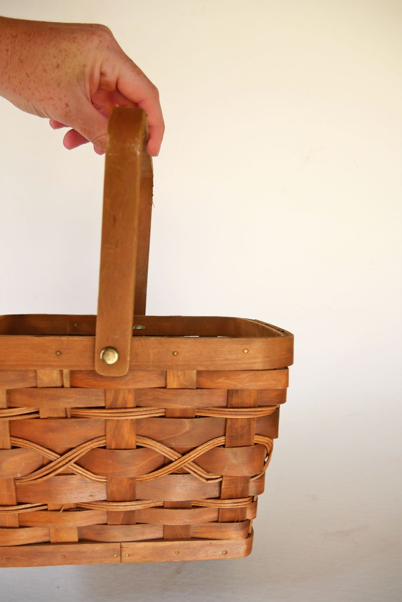 Vintage Woven Gathering Basket with Swing Handle, Vitnage Wood Basket with Swing Handle, Vintage Wood Basket, Vintage Dark Brown Wicker Basket with Handle