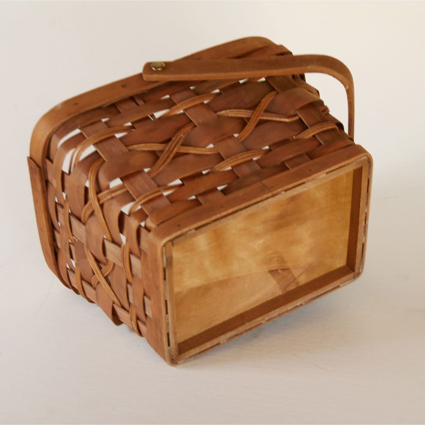 Vintage Woven Gathering Basket with Swing Handle, Vitnage Wood Basket with Swing Handle, Vintage Wood Basket, Vintage Dark Brown Wicker Basket with Handle