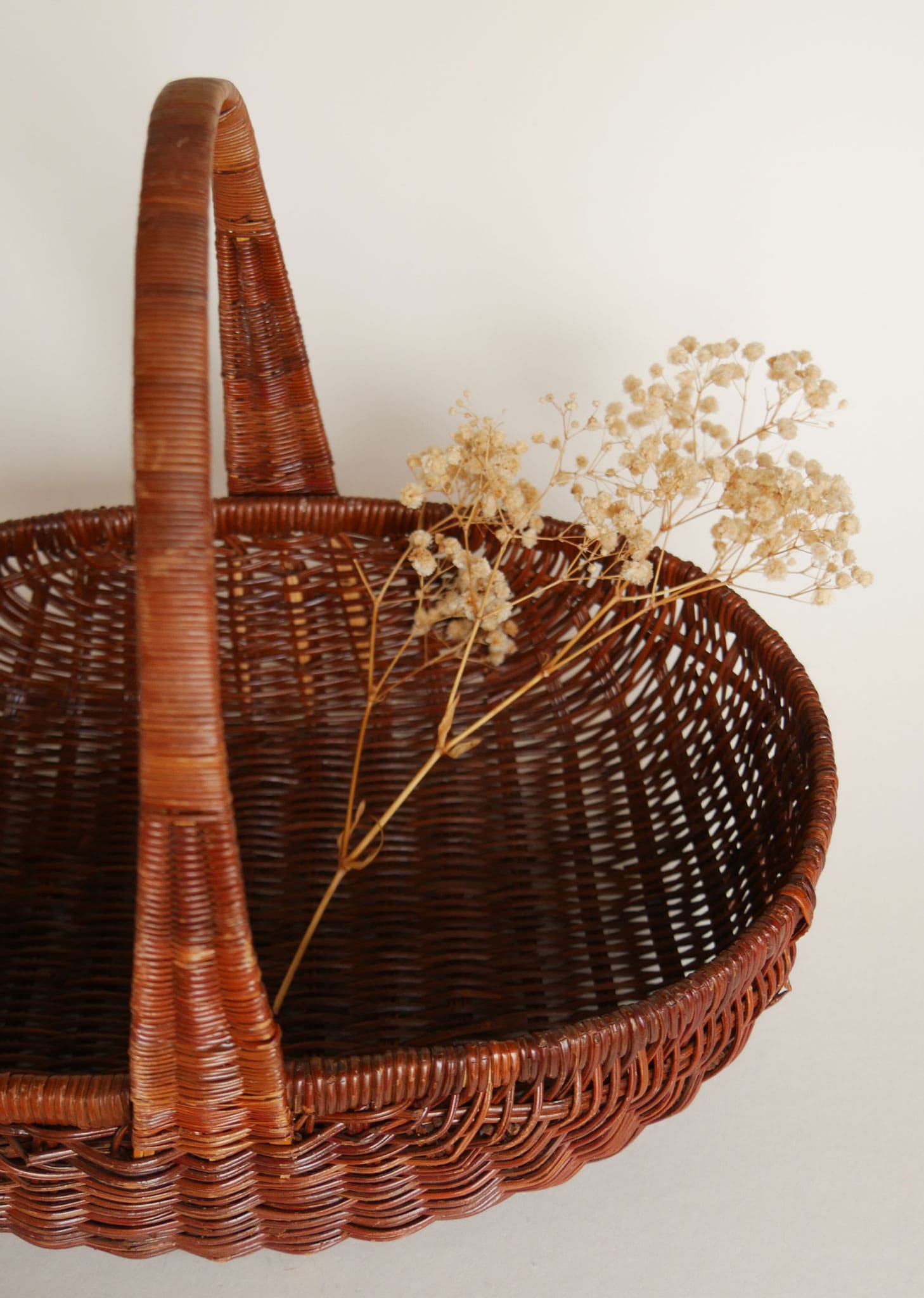 Vintage Brown Wicker Oval Basket with Handle, Vintage Wicker Flower Basket, Oval Wicker Handle Basket