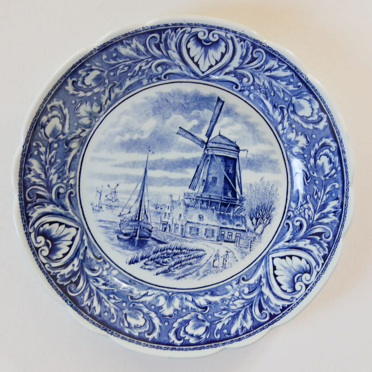 Vintage-Delft-Windmill-Decorative-Plate, DElft Plate Wall, Windmill Plate Wall, Vintage Delft Decor, Vintage BLue White Windmill DEcor, Vintage Cottage Windmill Decor, Vintage Blue and White Plate Wall