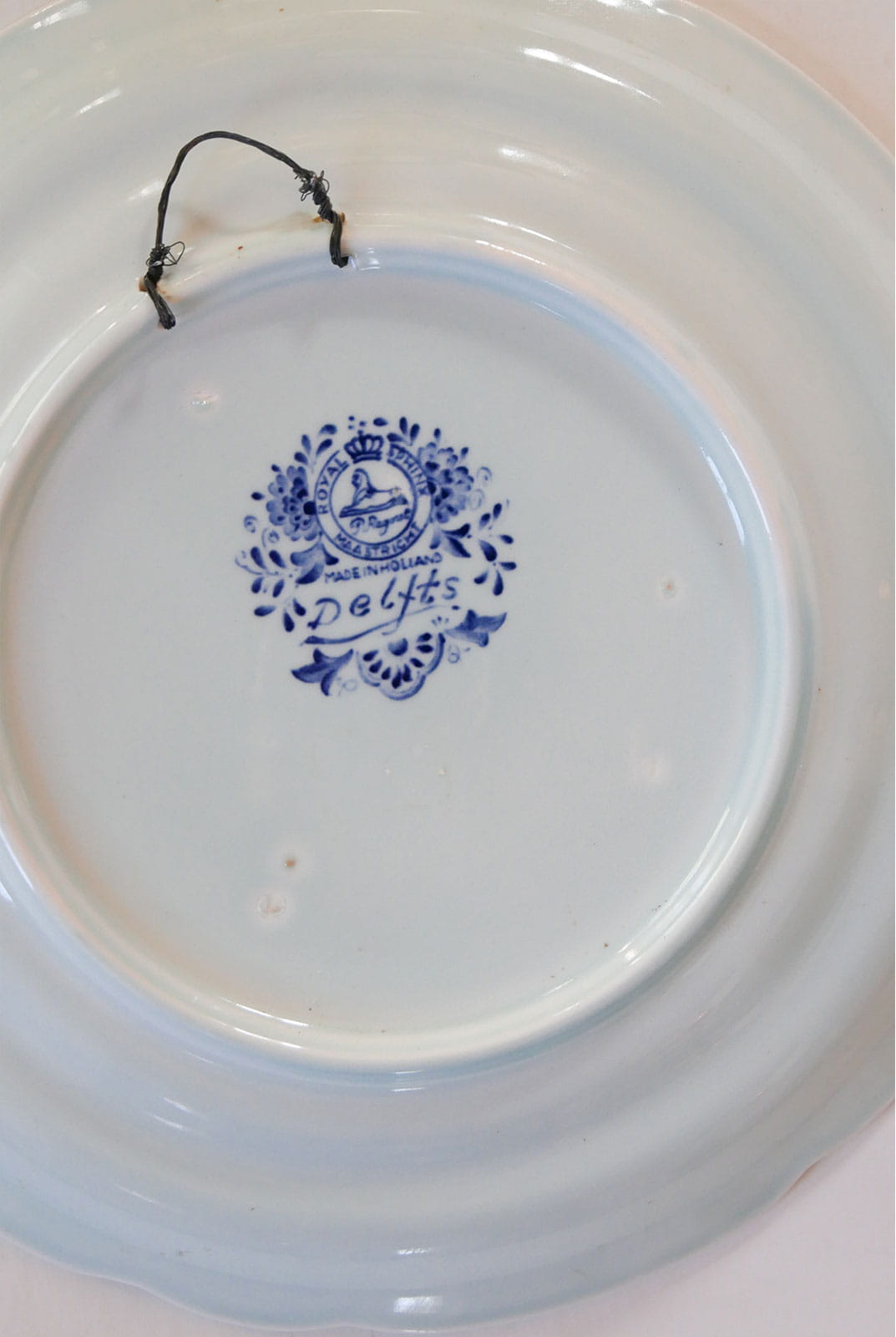 Vintage-Delft-Windmill-Decorative-Plate, DElft Plate Wall, Windmill Plate Wall, Vintage Delft Decor, Vintage BLue White Windmill DEcor, Vintage Cottage Windmill Decor, Vintage Blue and White Plate Wall
