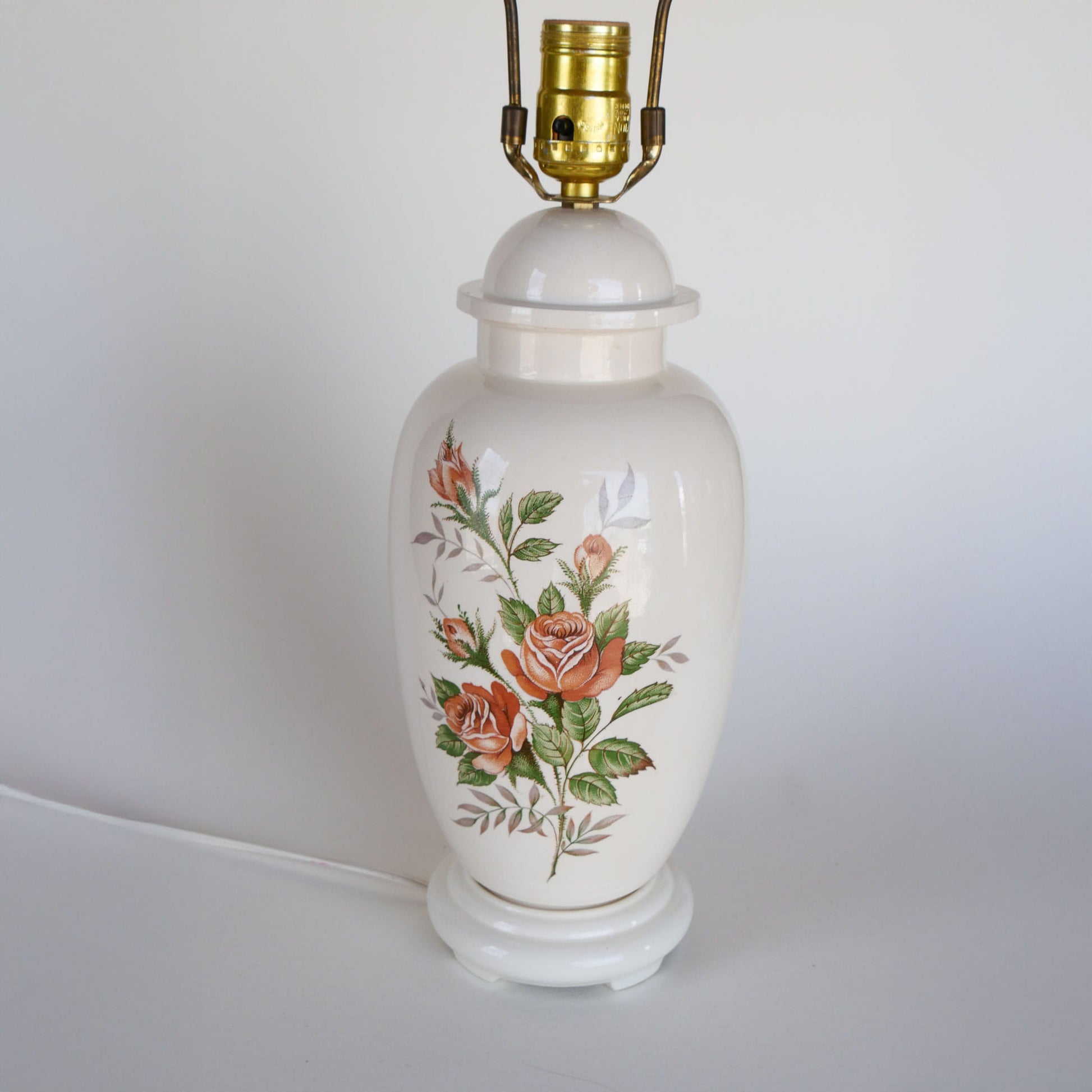 Vintage Floral Design Table Lamp, Cottagecore Lamp, Cottage Table Lamp, Vintage Cottagecore Lighting, Vintage Floral Table Lamp, Vintage Cottage Lighting, Vintage Floral Lighting, Vintage Home Decor