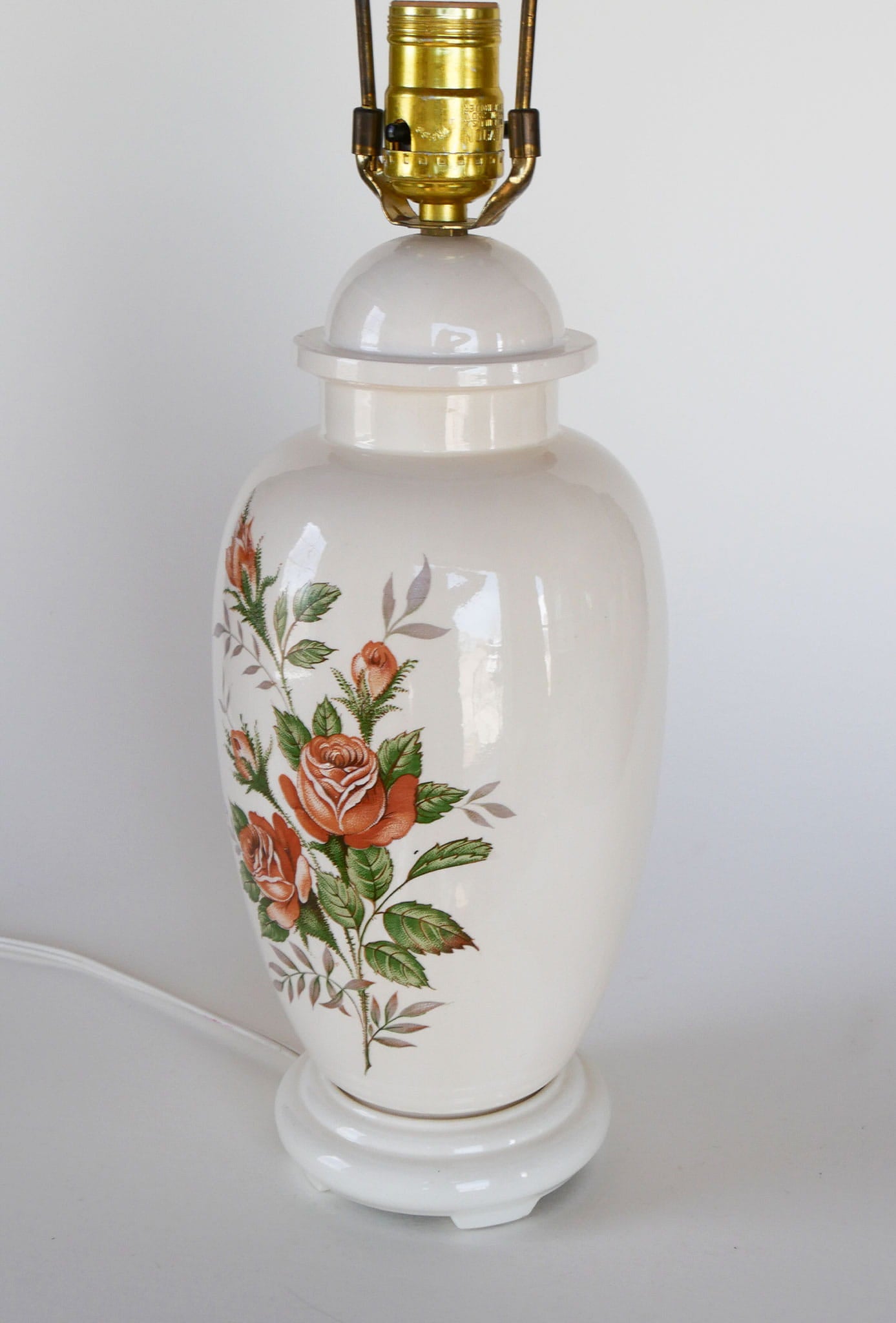 Vintage Floral Design Table Lamp, Cottagecore Lamp, Cottage Table Lamp, Vintage Cottagecore Lighting, Vintage Floral Table Lamp, Vintage Cottage Lighting, Vintage Floral Lighting, Vintage Home Decor