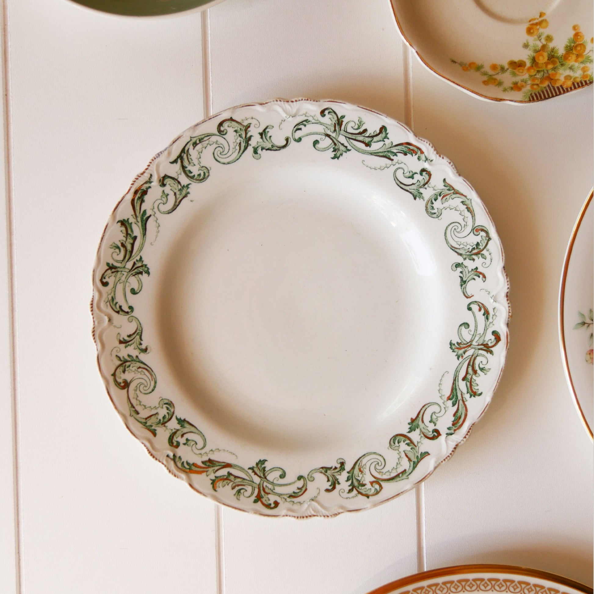 Vintage Floral Plate Gallery Wall Collection, Floral PLate Wall, Vintage Floral Plates, Vintage Plate Gallery Wall, Vintage Plate Wall, Floral Vintage Plate Collection, Cottagecore Plate Collection