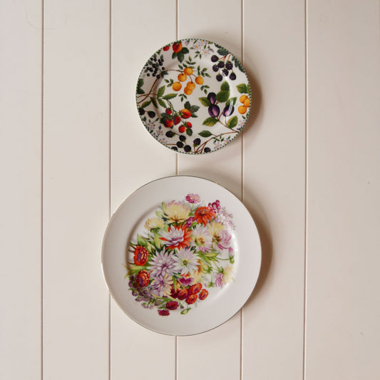 Vintage Floral Plate Wall Collection, Vintage Fruit Plates, VIntage Fruit and Floral Plates, VIntage Floral Plates, VIntage Floral Plate Wall, Vintage Gallery Plate Wall