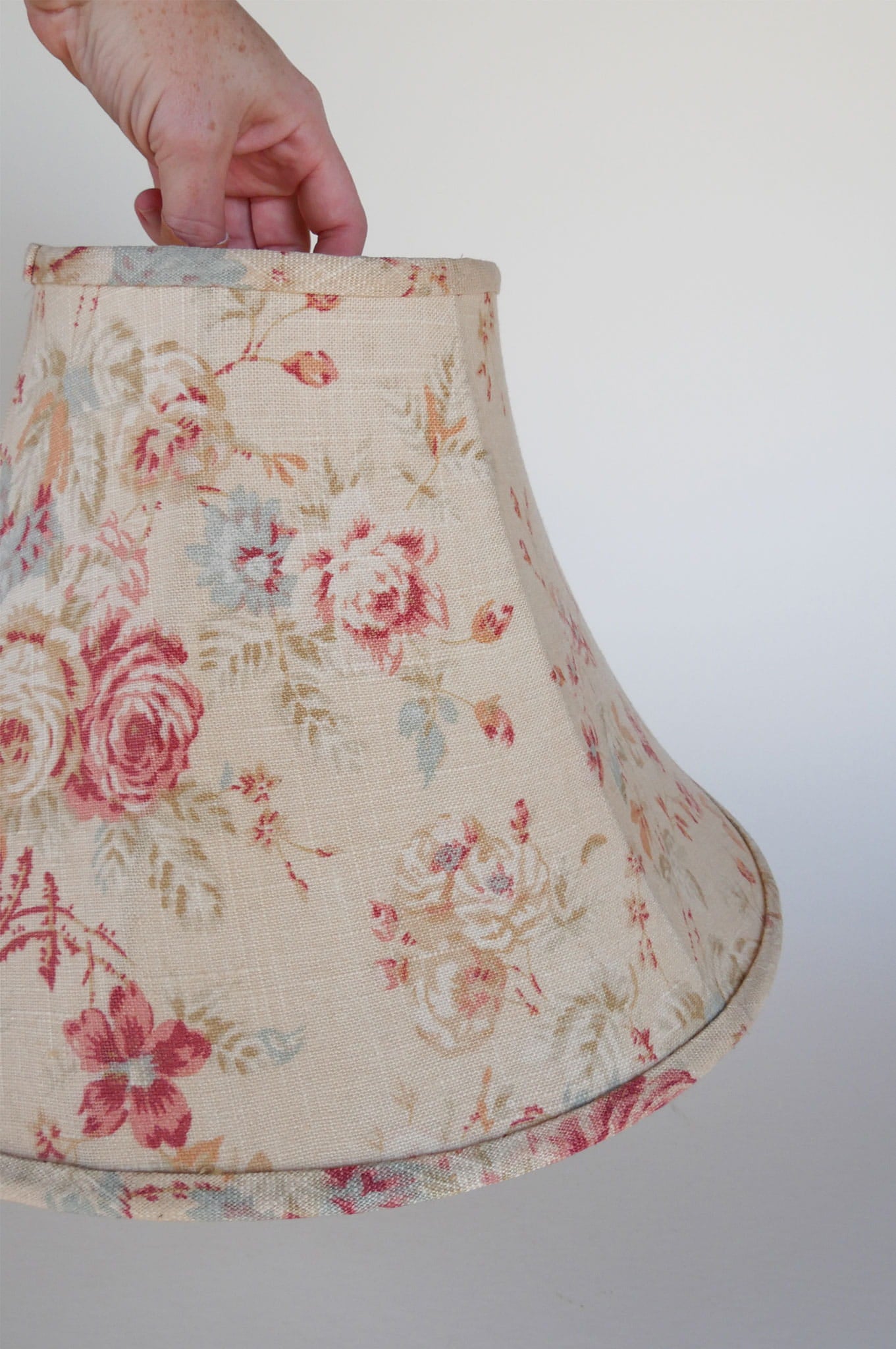 Rose Floral Lamp Shade 15x6x9, Vintage Floral Lamp Shade, Cottagecore Lamp Shade, Vintage Cottage Lamp Shade, Vintage COttagecore Lighting, Vintage Floral Lighting, Vintage Lighting, Vintage Cottage Lighting, Vintage Home Decor