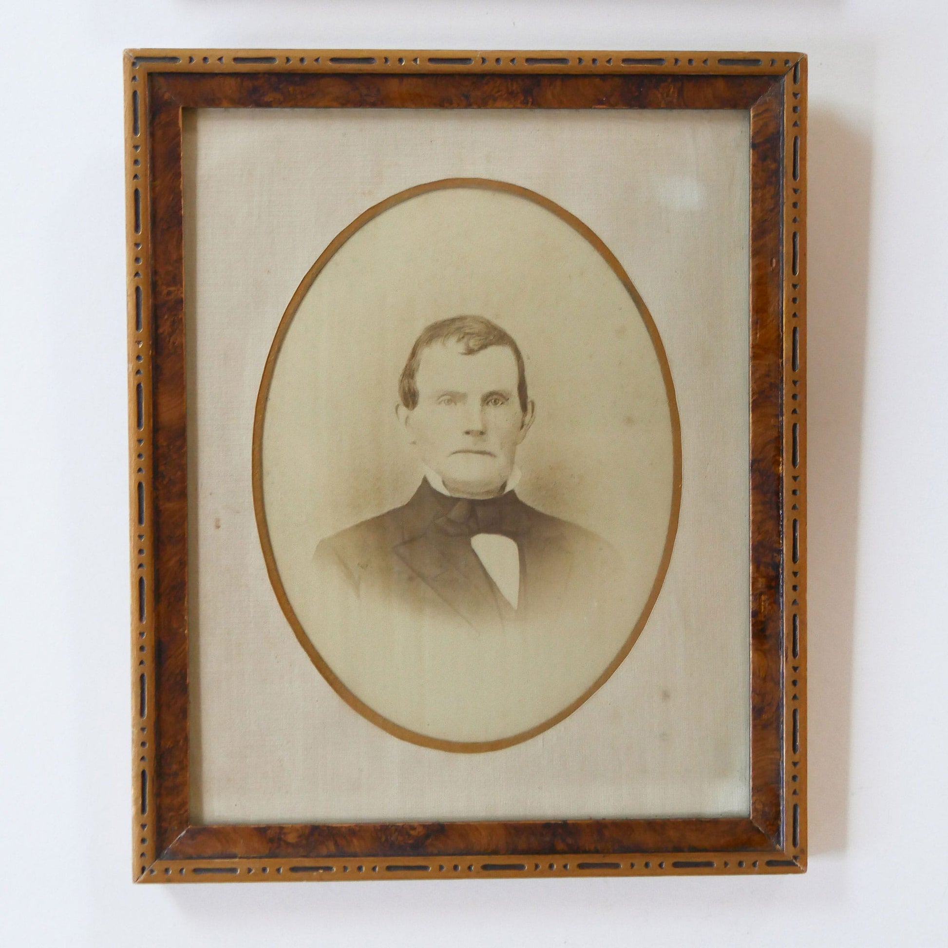 Vintage Framed Man and Woman Portraits, Vintage Photos, Vintage Man Portrait, Vintage Woman Portrait, Apothecrary Photos, Husband and Wife Vintage Portraits