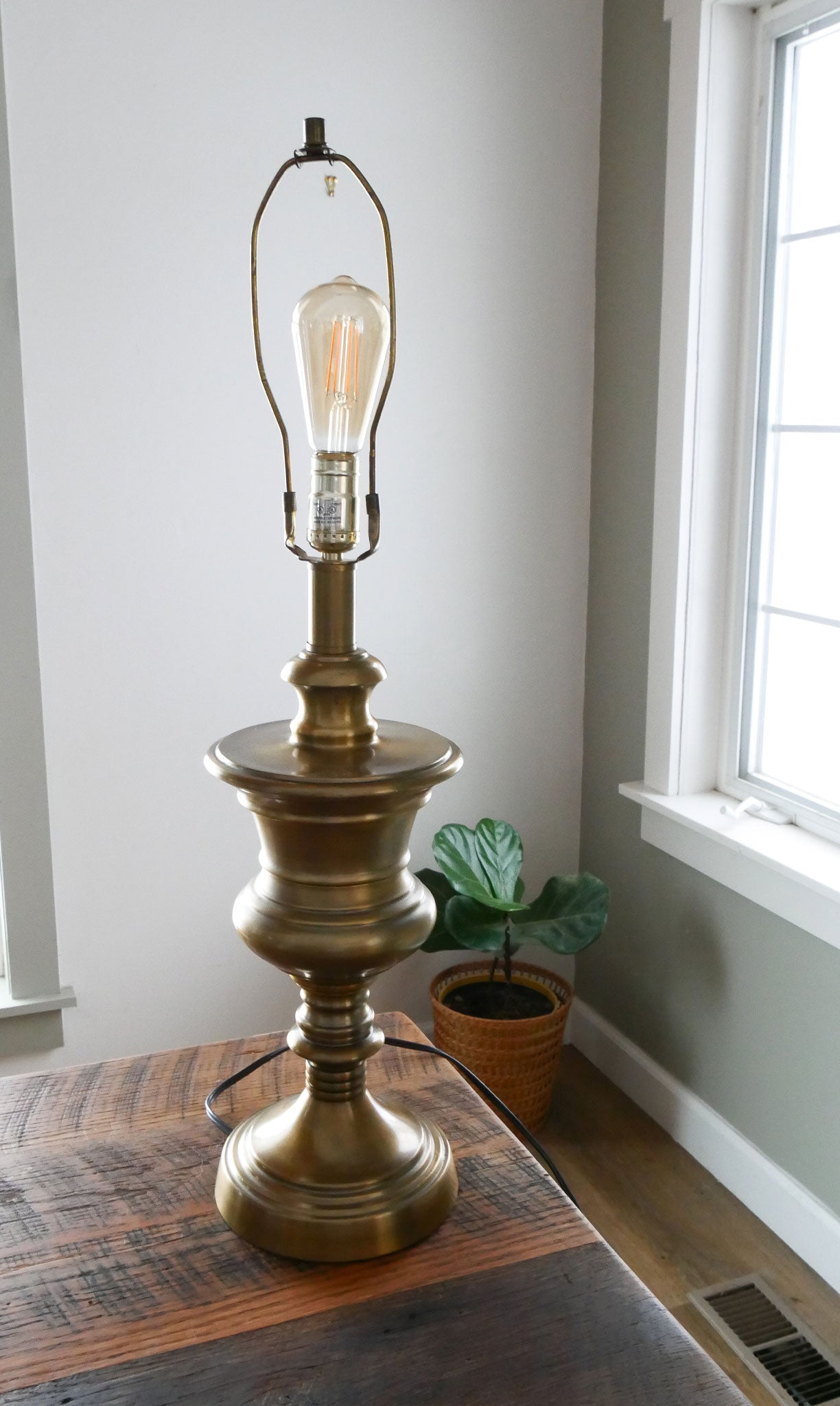 Vintage Gold Table Lamp, Vintage Tall Table Lamp, Vintage Lighting, Vintage Home Decor