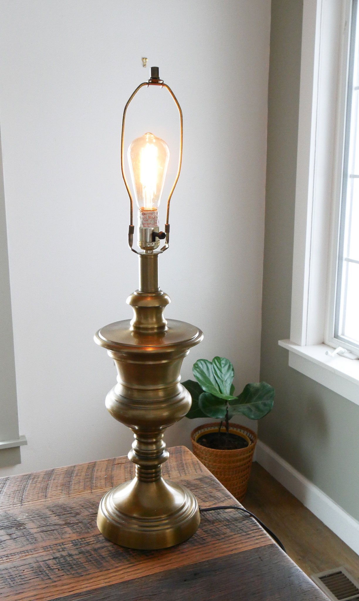 Vintage Gold Table Lamp, Vintage Tall Table Lamp, Vintage Lighting, Vintage Home Decor