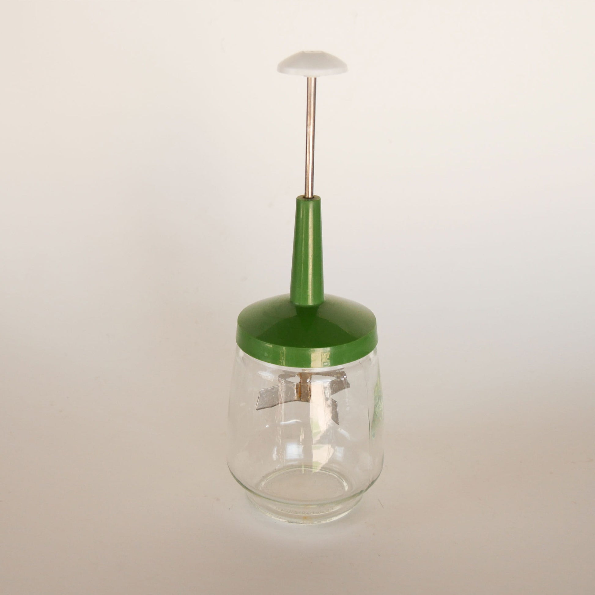 Vintage Avocado Green Food Mixer, Retro Green Kitchen Tools, Vintage Green Retro Kitchen, Vintage Avocado Green Tools, Vintage Avocado Green Kitchen DEcor, Retro Green Kitchen Decor, Avocado Nut Chopper