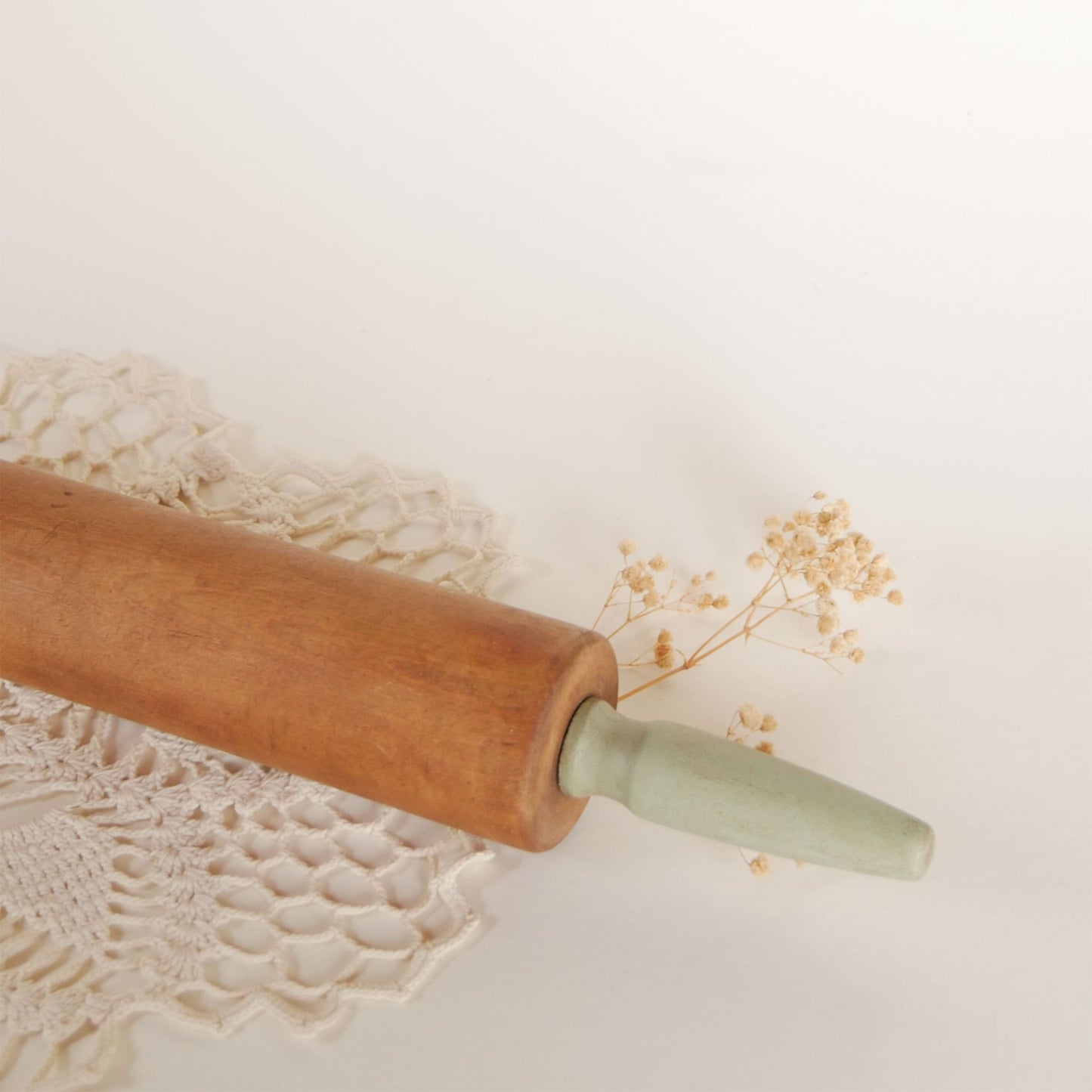 Vintage Wooden Green Handle 18in Rolling Pin Vintage Farmhouse Kitchen Decor Farmhouse Green Decor Green Rolling Pin Vintage Green Rolling Pin