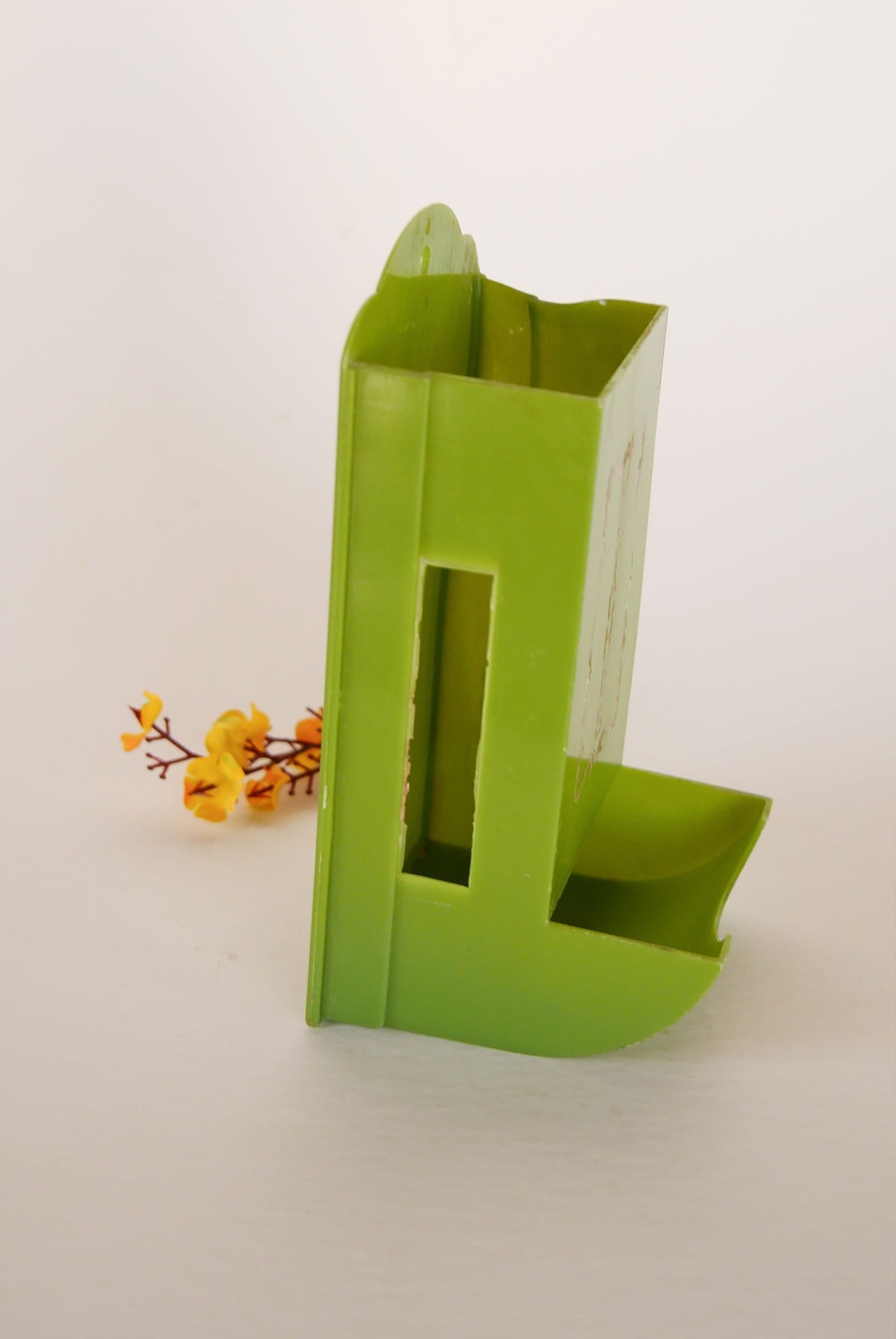 Vintage Green Plastic Wall Mounted Matchbox Holder, Retro Matchbox Holder, Vintage Green Matchbox Holder, Wall Mounted Matchbox Holder, Retro Green Kitchen DEcor, Retro Green Kitchen Wall Decor, Vintage Green Kitchen DEcor