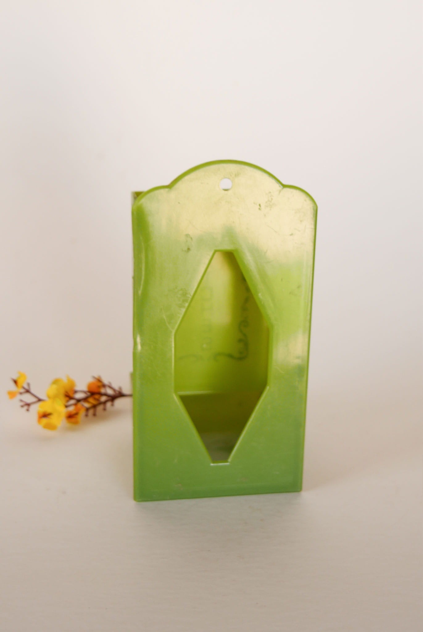 Vintage Green Plastic Wall Mounted Matchbox Holder, Retro Matchbox Holder, Vintage Green Matchbox Holder, Wall Mounted Matchbox Holder, Retro Green Kitchen DEcor, Retro Green Kitchen Wall Decor, Vintage Green Kitchen DEcor