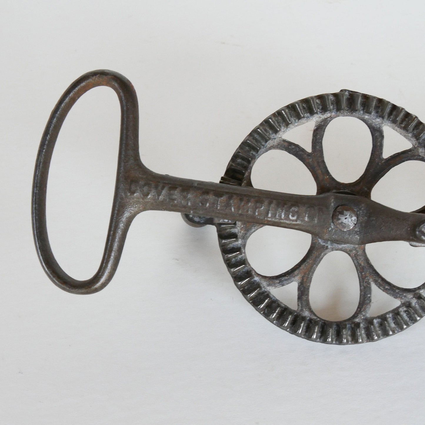 Vintage Metal Egg Mixer with Wood Handle, Vintage Kitchen Decor, Vintage Kitchen Tools, Vintage Farmhouse Kitchen TOols, Vintage Egg Mixer, Vintage Egg Beater