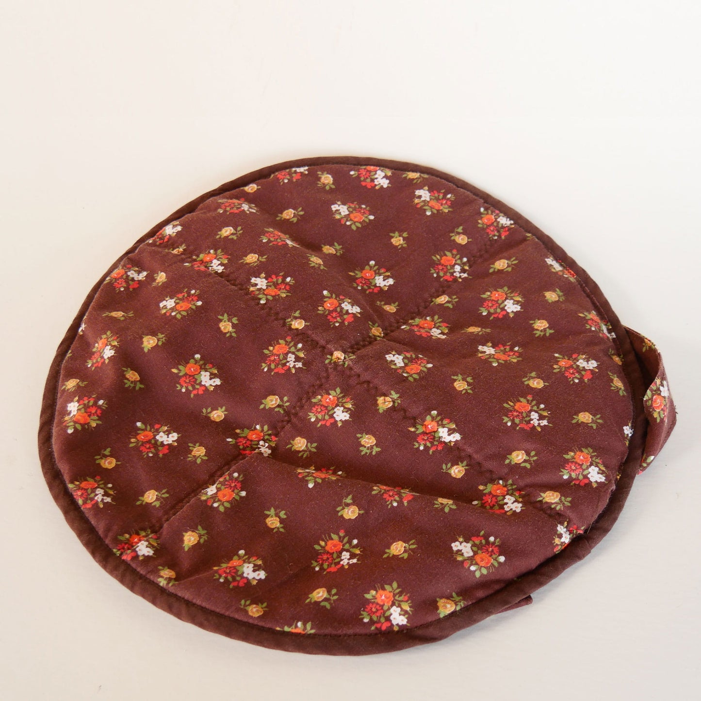 Vintage Handmade Floral Pie Carrier, Fabric Pie Carrier, Vintage Pie Carrier, Vintage Kitchen DEcor, Vintage Pie Decor, Vintage Fabric Dish Carrier, VIntage Fabric Round Dish Carrier