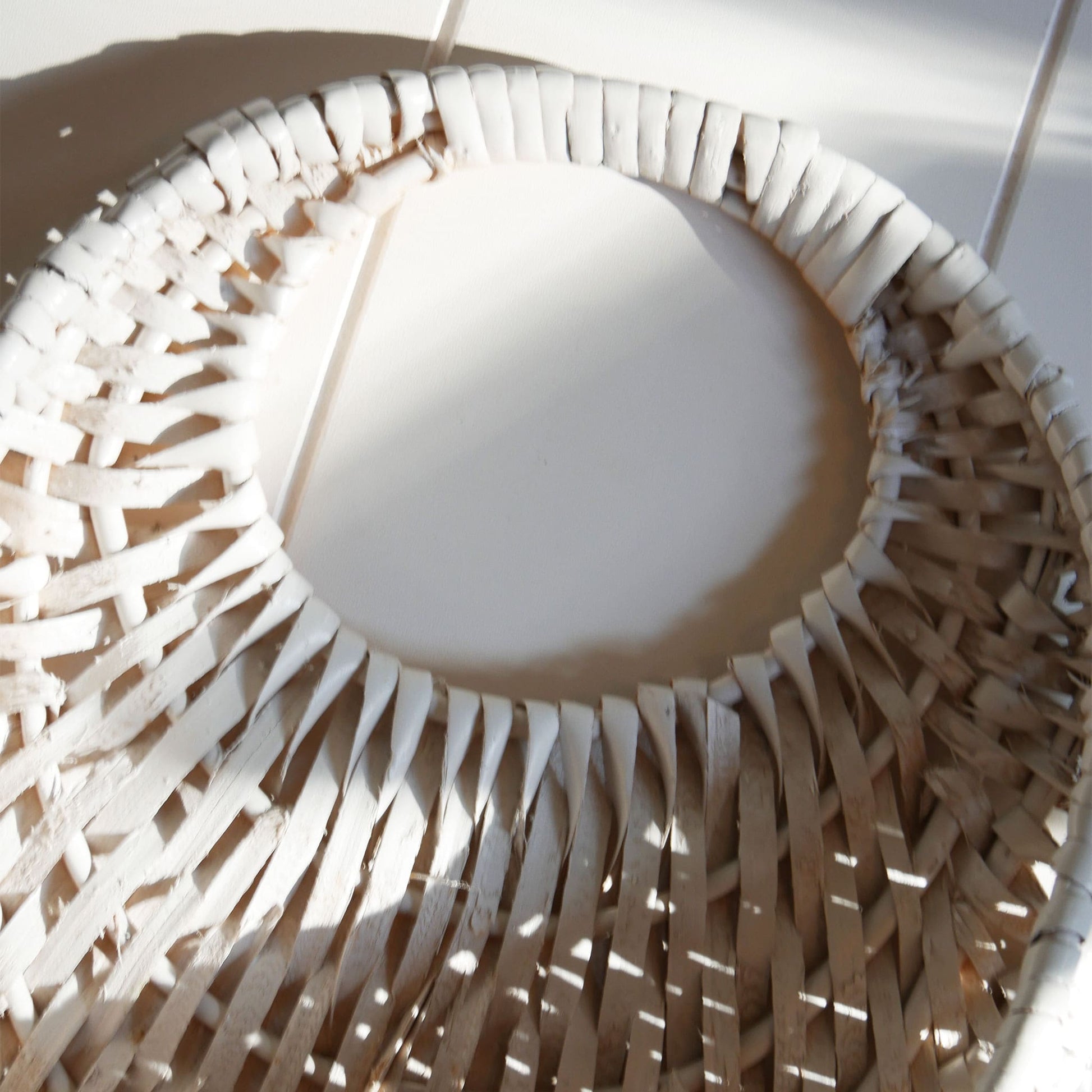 Vintage White Painted Wicker Hanging Wall Basket, Vintage White Farmhouse Basket, Wall Basket, Wall Pocket Basket