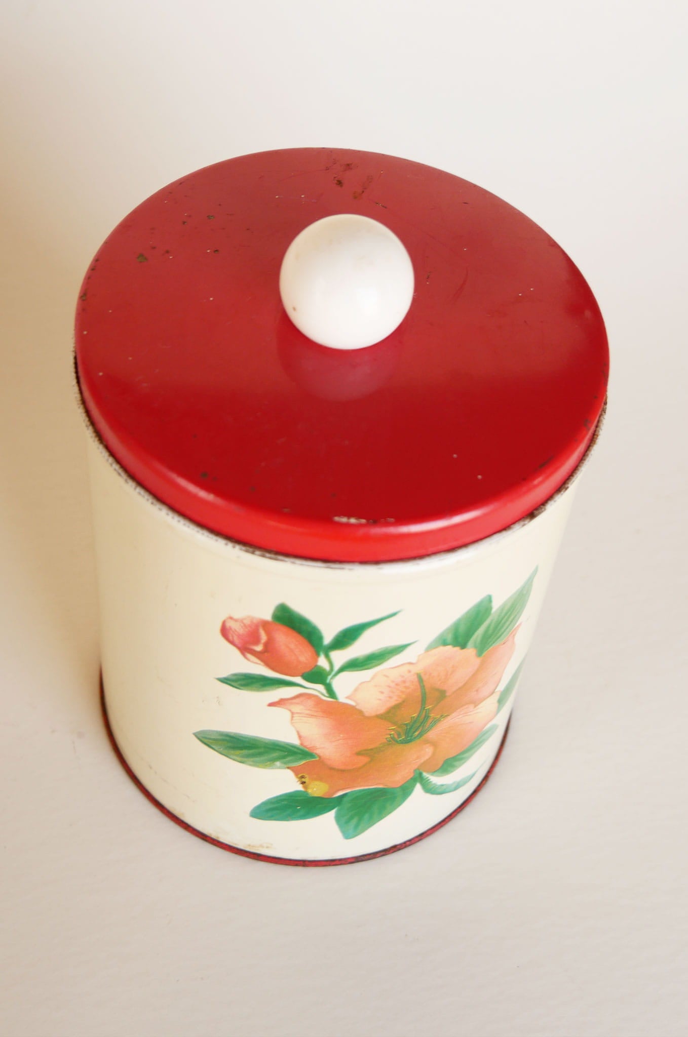 VIntage Hibiscus Tin Container, Vintage Floral Tin, Retro Vintage Tin, Vintage Floral Retro Tin, Vintage Kitchen Container, Vintage Kitchen Tin and Lid, Floral Tin and Lid