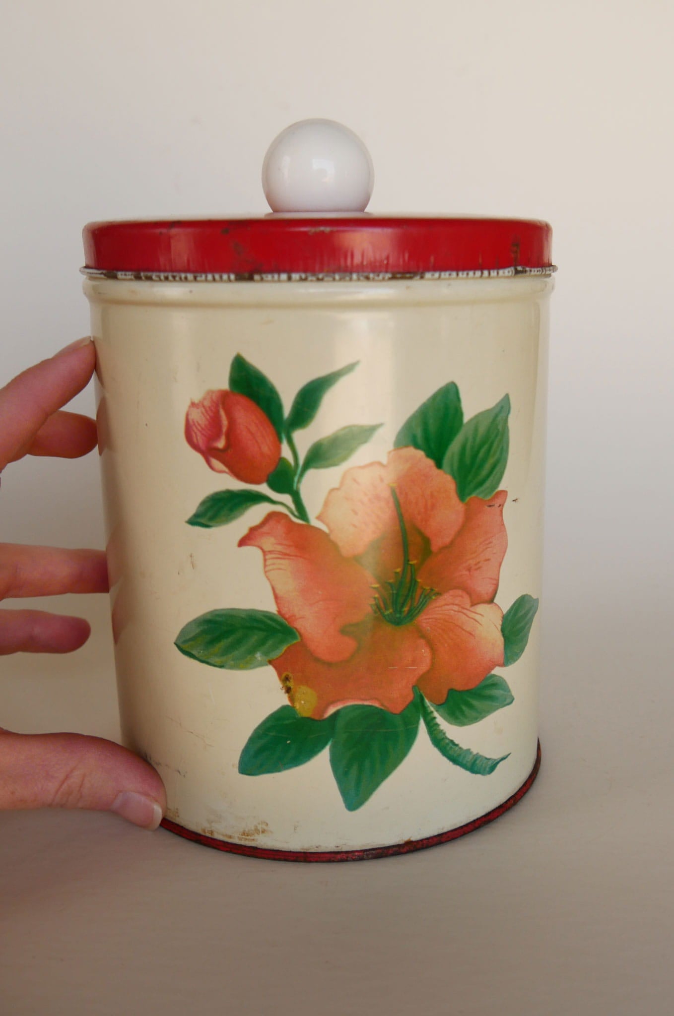 VIntage Hibiscus Tin Container, Vintage Floral Tin, Retro Vintage Tin, Vintage Floral Retro Tin, Vintage Kitchen Container, Vintage Kitchen Tin and Lid, Floral Tin and Lid