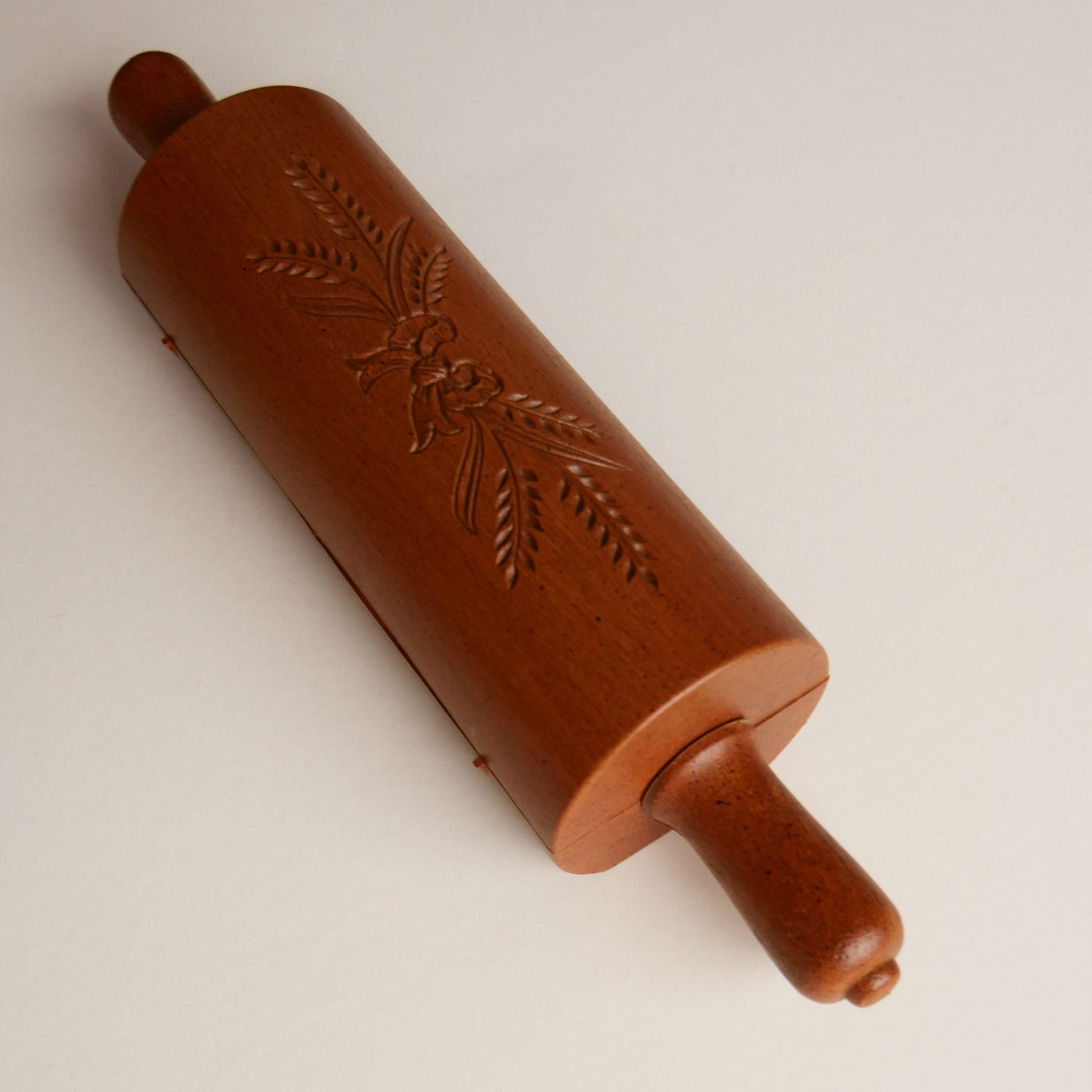 Vintage Homco Rolling Pin Recipe Holder, Faux Wood Wall Pocket, Vintage homco Wall Pocket, Vintage Recipe Holder, Vintage Kitchen DEcor, Vintage Homco Kitchen Wall Decor, Vintage Recipe Wall Pocket