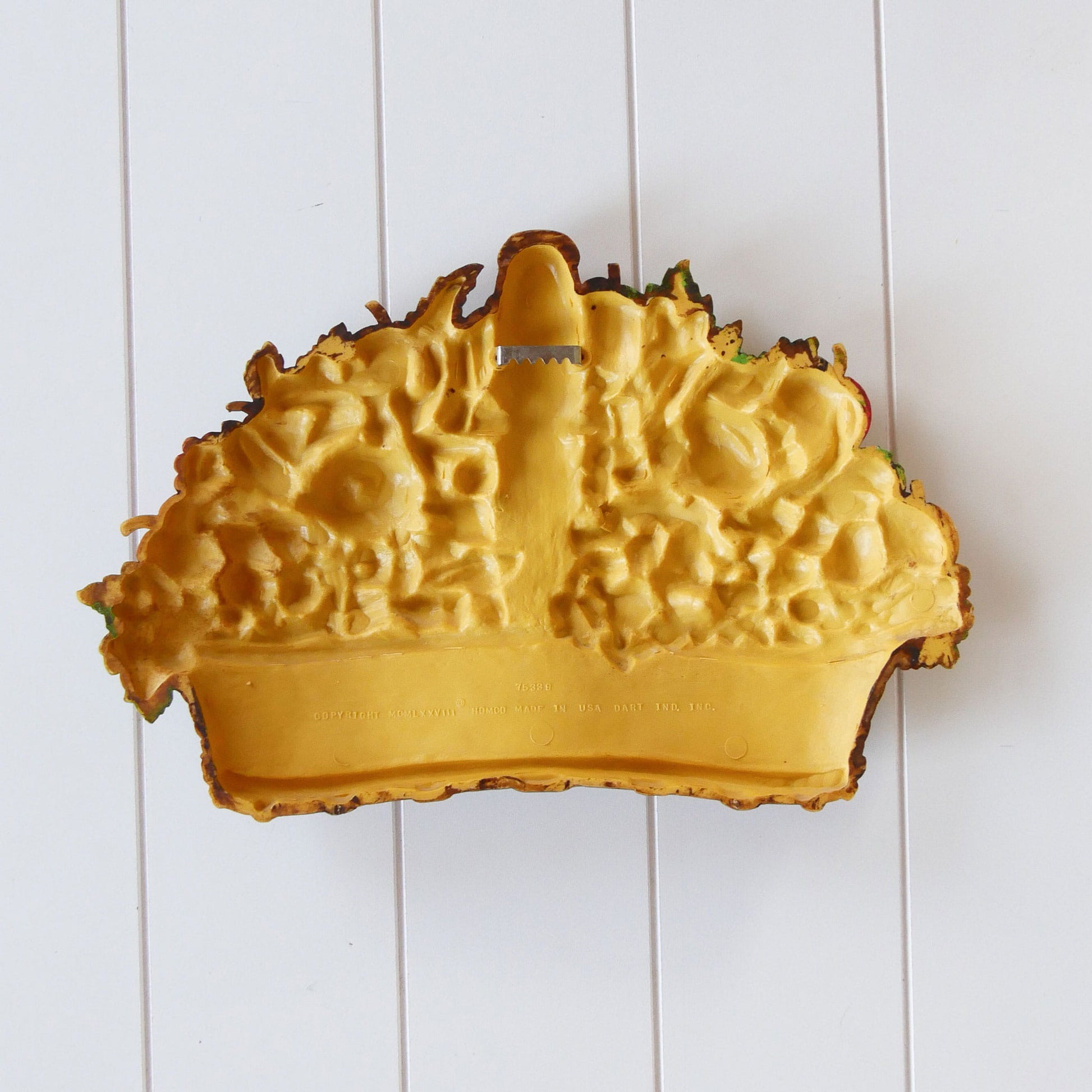 Vintage Homco Fruit Basket Wall Plaque, HOmco Fruit Wall Decor, Vintage Fruit Decor, Vintage Fruit Wall Decor, Vintage Home Decor