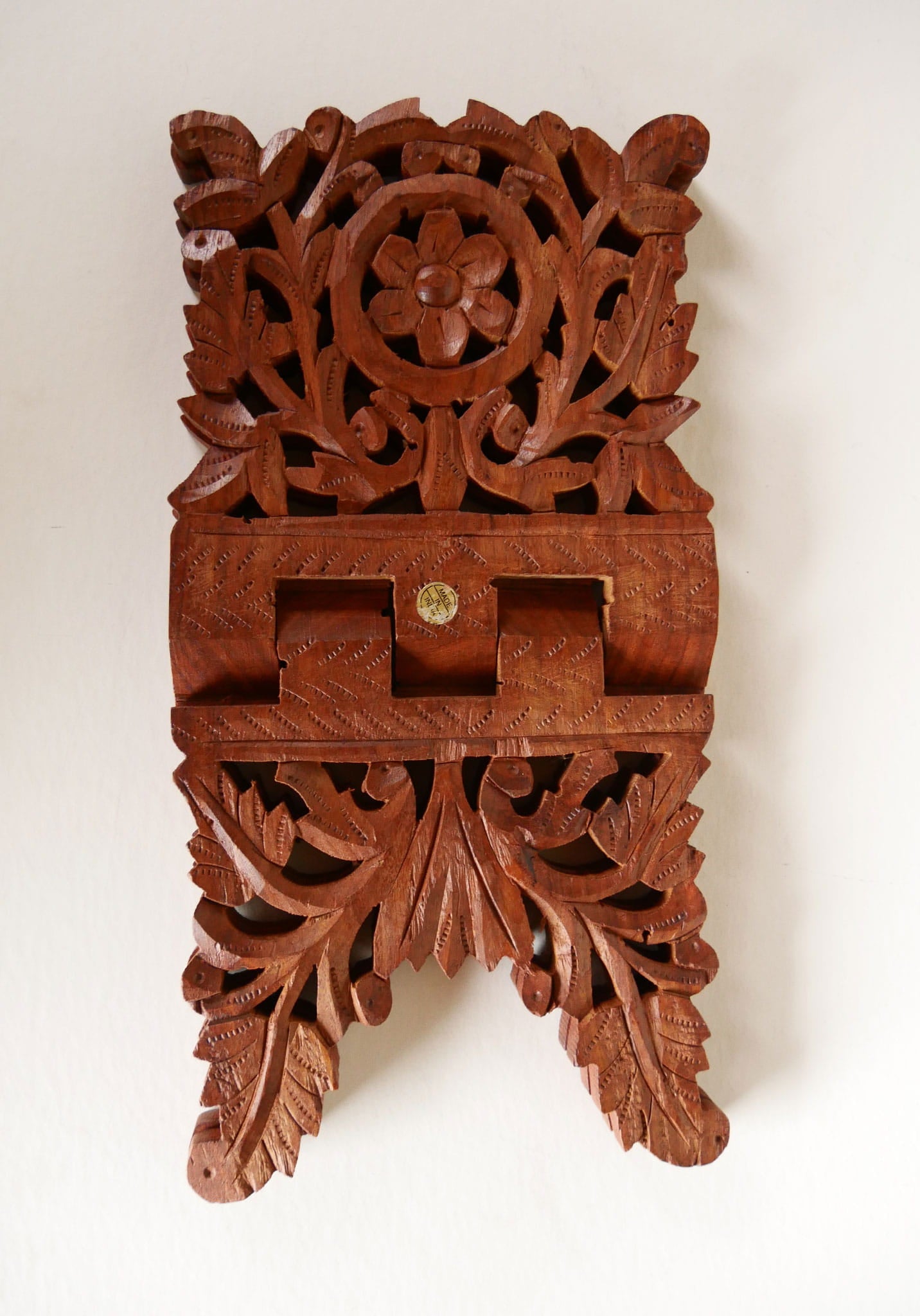 Vintage Carved Wood Folding Book Stand, Vintage Wood Book Stand, Vintage Kitchen Decor, Cottage Kitchen Decor, Vintage Cottage Kitchen Decor, Vintage Cottagecore Kitchen Decor, Vintage Recipe Book Holder