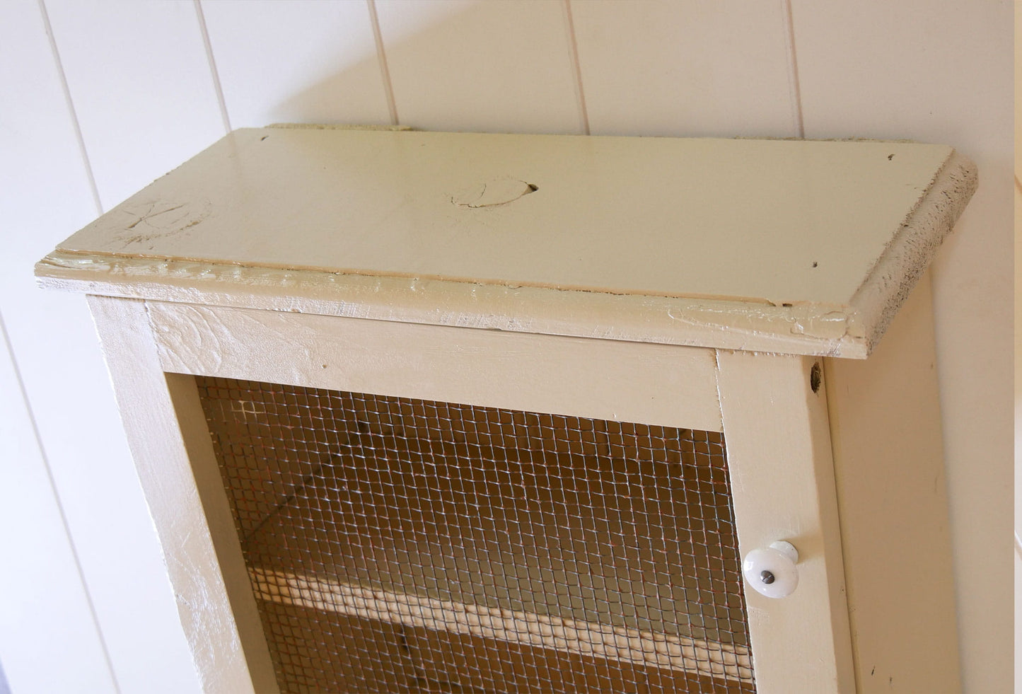 Vintage Ivory Wall Mounted Spice Cabinet, Vintage Wall Cabinet, Vintage White Wall Spice Rack, VIntage Wall Mounted Spice Cabinet, Vintage Farmhouse Wall Cabinet, Vintage Primitive Wall Cabinet, Primitive Spice Cabinet
