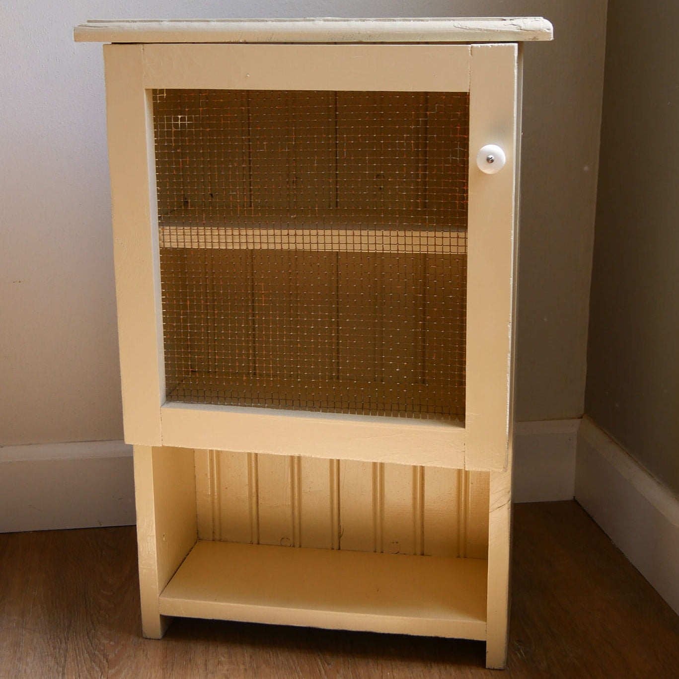 Vintage Ivory Wall Mounted Spice Cabinet, Vintage Wall Cabinet, Vintage White Wall Spice Rack, VIntage Wall Mounted Spice Cabinet, Vintage Farmhouse Wall Cabinet, Vintage Primitive Wall Cabinet, Primitive Spice Cabinet