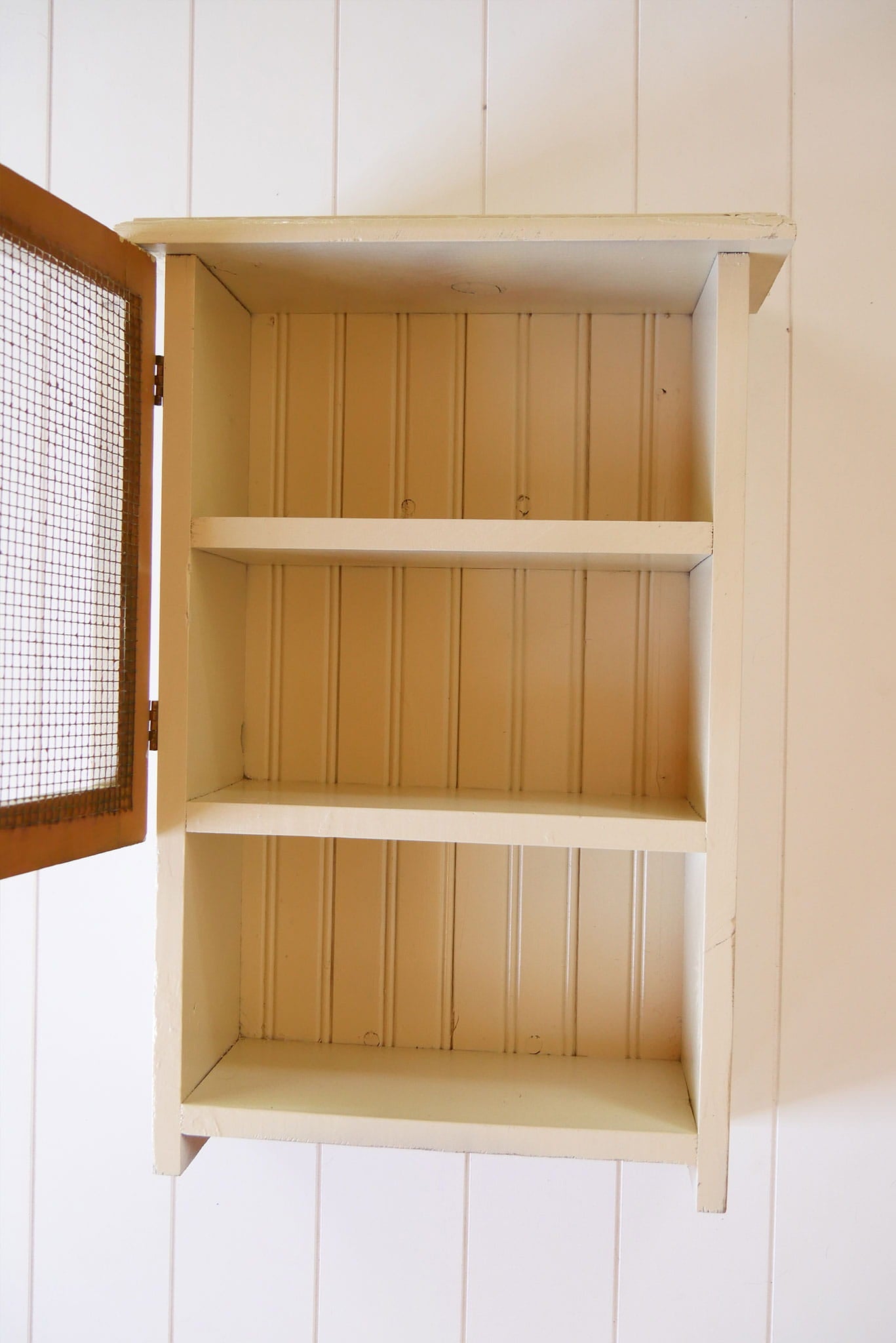 Vintage Ivory Wall Mounted Spice Cabinet, Vintage Wall Cabinet, Vintage White Wall Spice Rack, VIntage Wall Mounted Spice Cabinet, Vintage Farmhouse Wall Cabinet, Vintage Primitive Wall Cabinet, Primitive Spice Cabinet