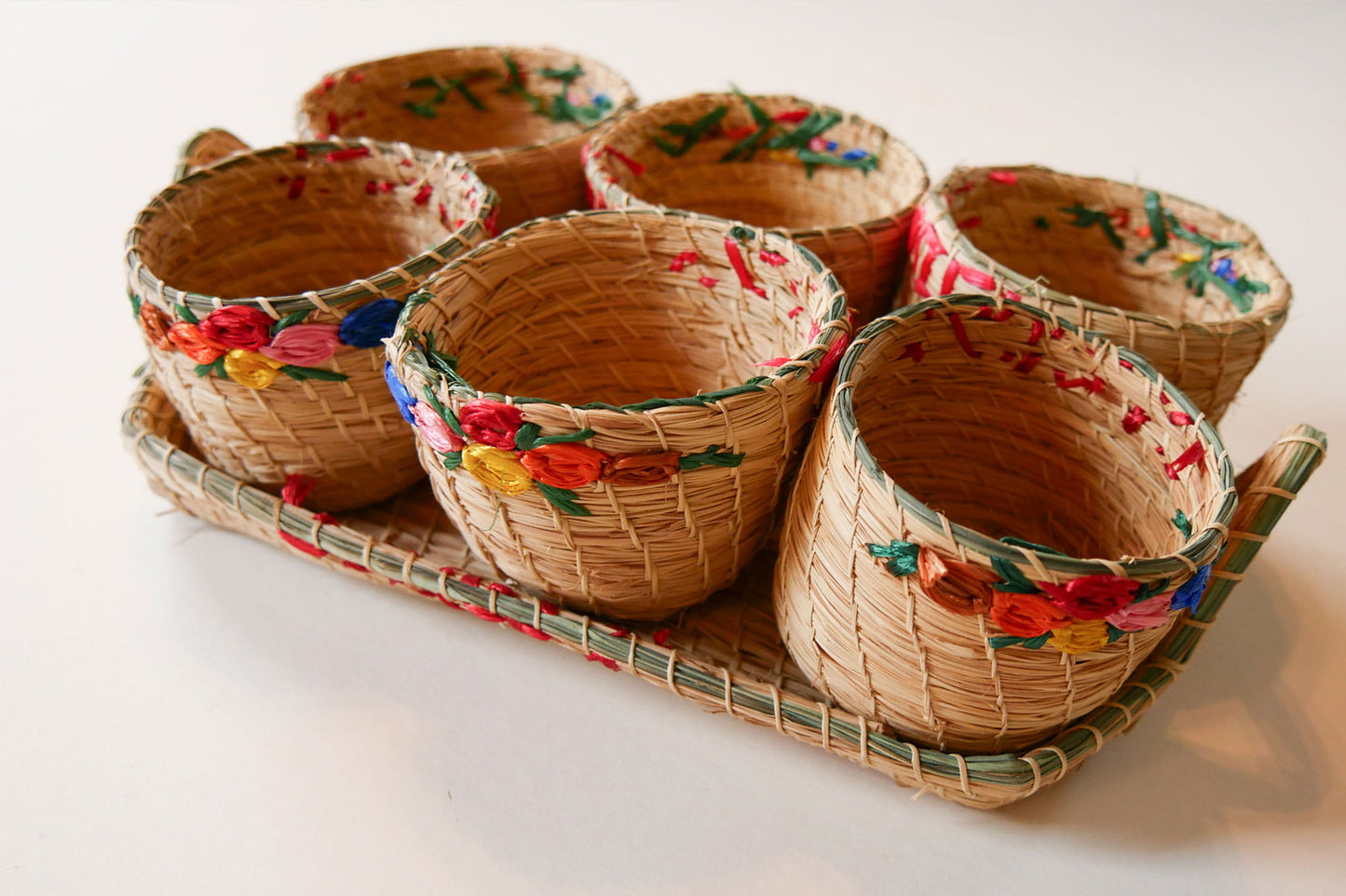 Vintage Tropical Wicker Cups & Tray, Vintage Floral Wicker Cups and tray, Vintage Wicker Cups, Vintage Tropical Decor, Vintage Tropical Serveware
