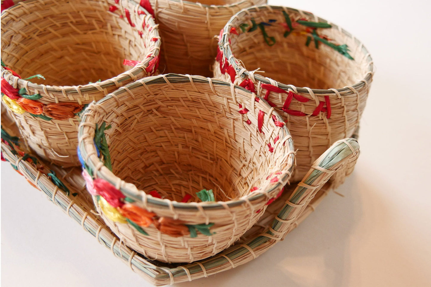 Vintage Tropical Wicker Cups & Tray, Vintage Floral Wicker Cups and tray, Vintage Wicker Cups, Vintage Tropical Decor, Vintage Tropical Serveware