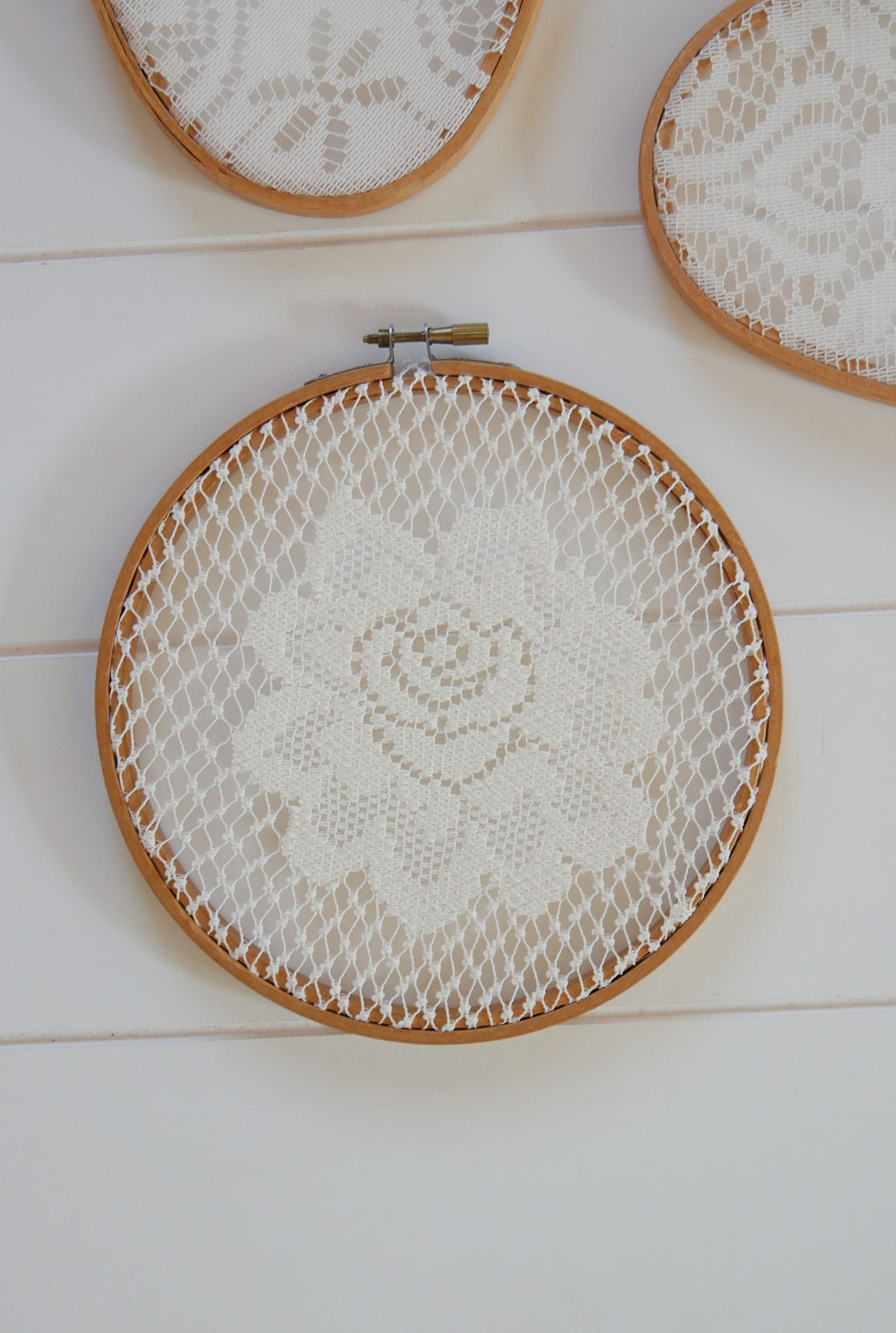 Vintage Gallery Wall, Vintage Lace Gallery Wall, Vintage Embroidery Hoop Wall Display, Vintage Gallery Wall