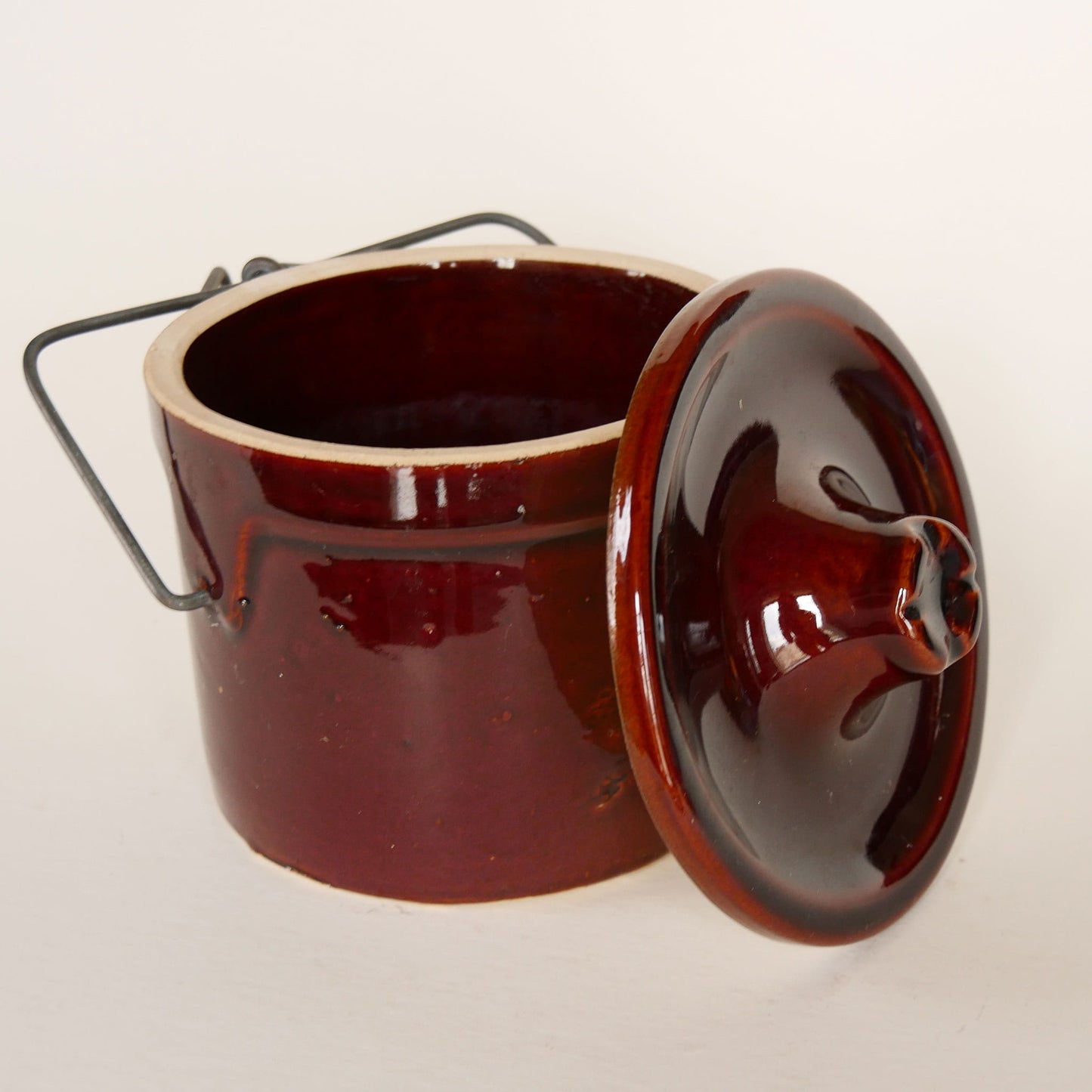 Large Vintage Light Brown Glazed Butter Crock with Metal Fastener, Vintage Farmhouse Stoneware, Vintage Brown Salt Glaze Crock, Vintage Stoneware Crock, Primitive Brown Crock, Vintage Brown Stoneware Jar and Lid, Vintage Home Decor