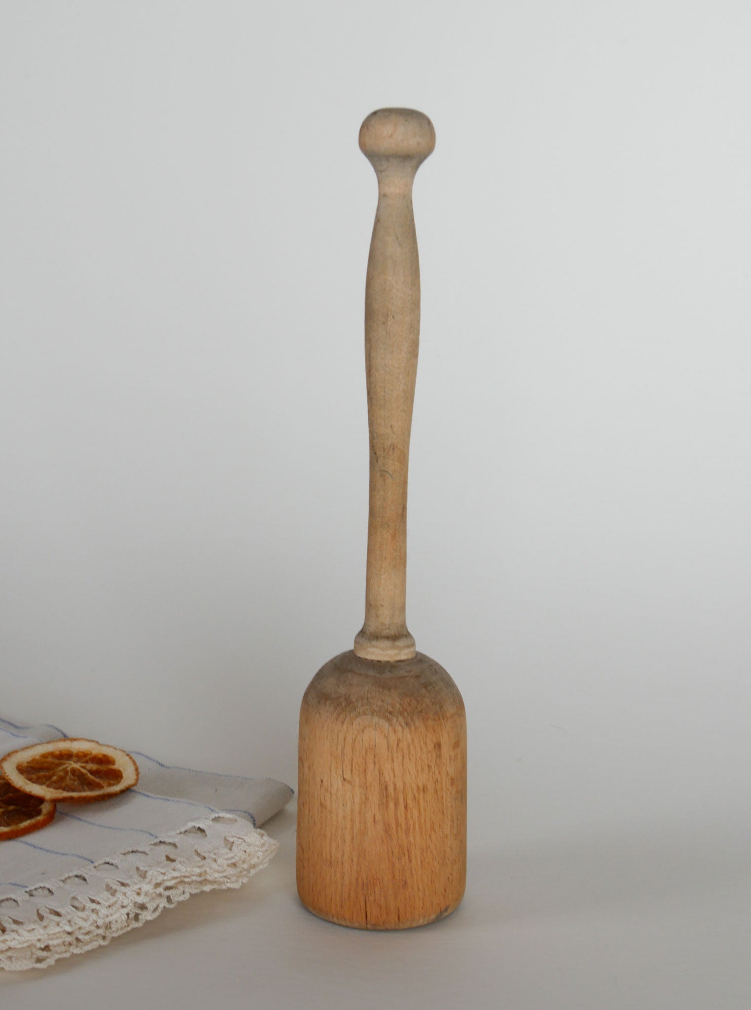 Vintage Light Wood Masher, Primitive Kitchen Decor, Vintage Wood Masher, Vintage Kitchen Decor