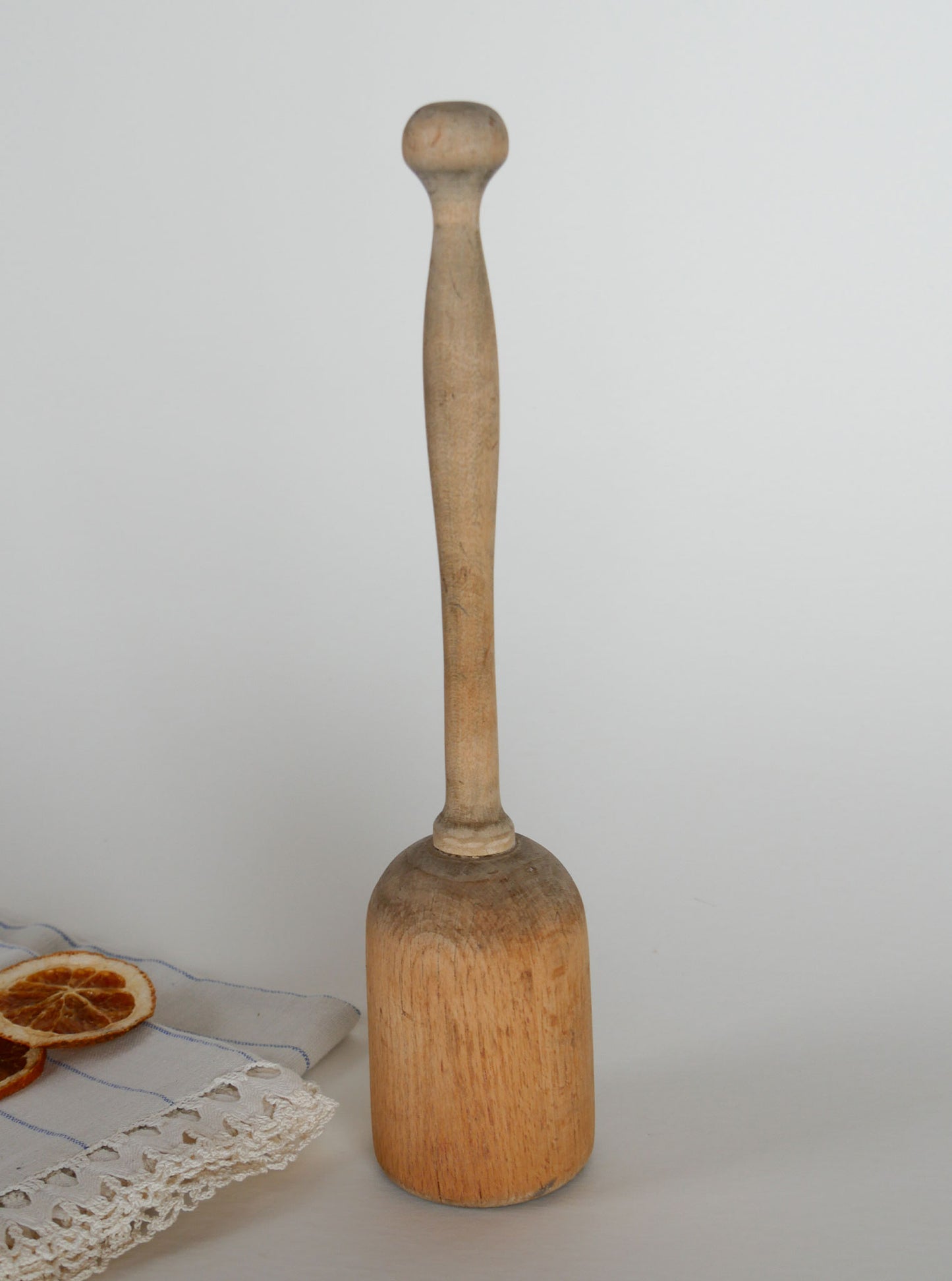 Vintage Light Wood Masher, Primitive Kitchen Decor, Vintage Wood Masher, Vintage Kitchen Decor