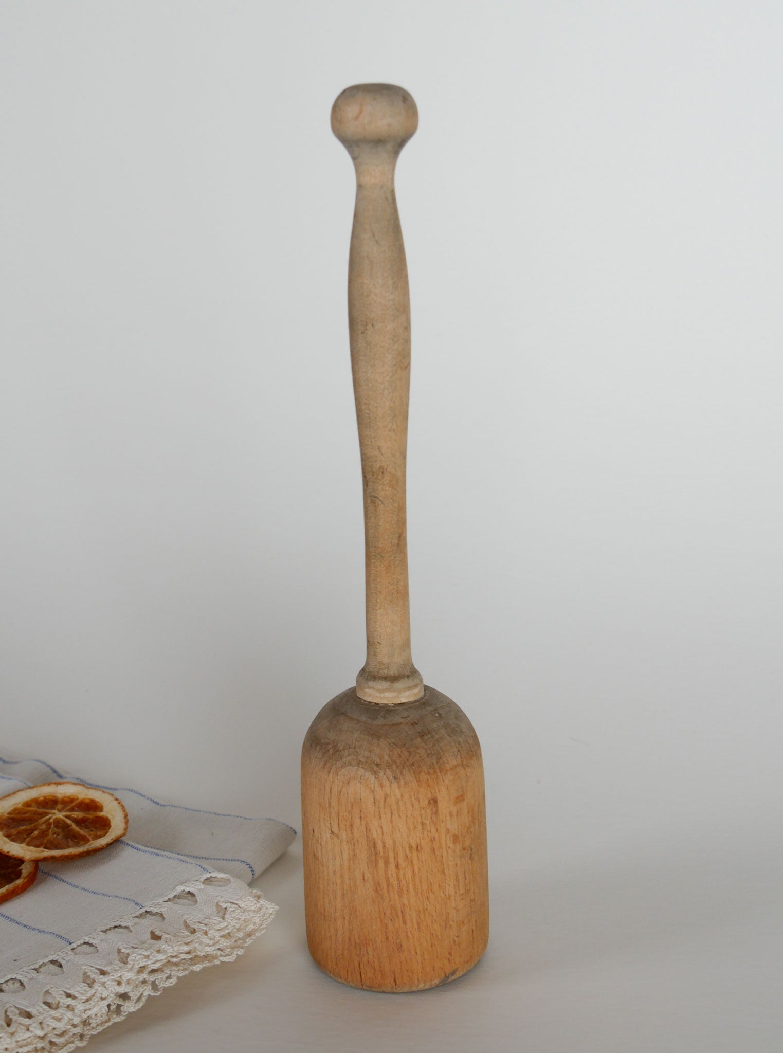 Vintage Light Wood Masher, Primitive Kitchen Decor, Vintage Wood Masher, Vintage Kitchen Decor