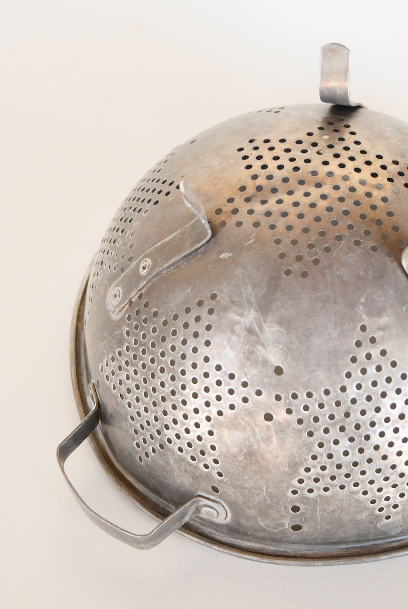 Vintage Metal Star Shaped Colander, Vintage Metal Colander, Vintage Kitchen Decor, Vintage Farmhouse Kitchen, Farmhose Kitchen Utensils, Vintage Kitchen Wall Decor, Vintage Colander